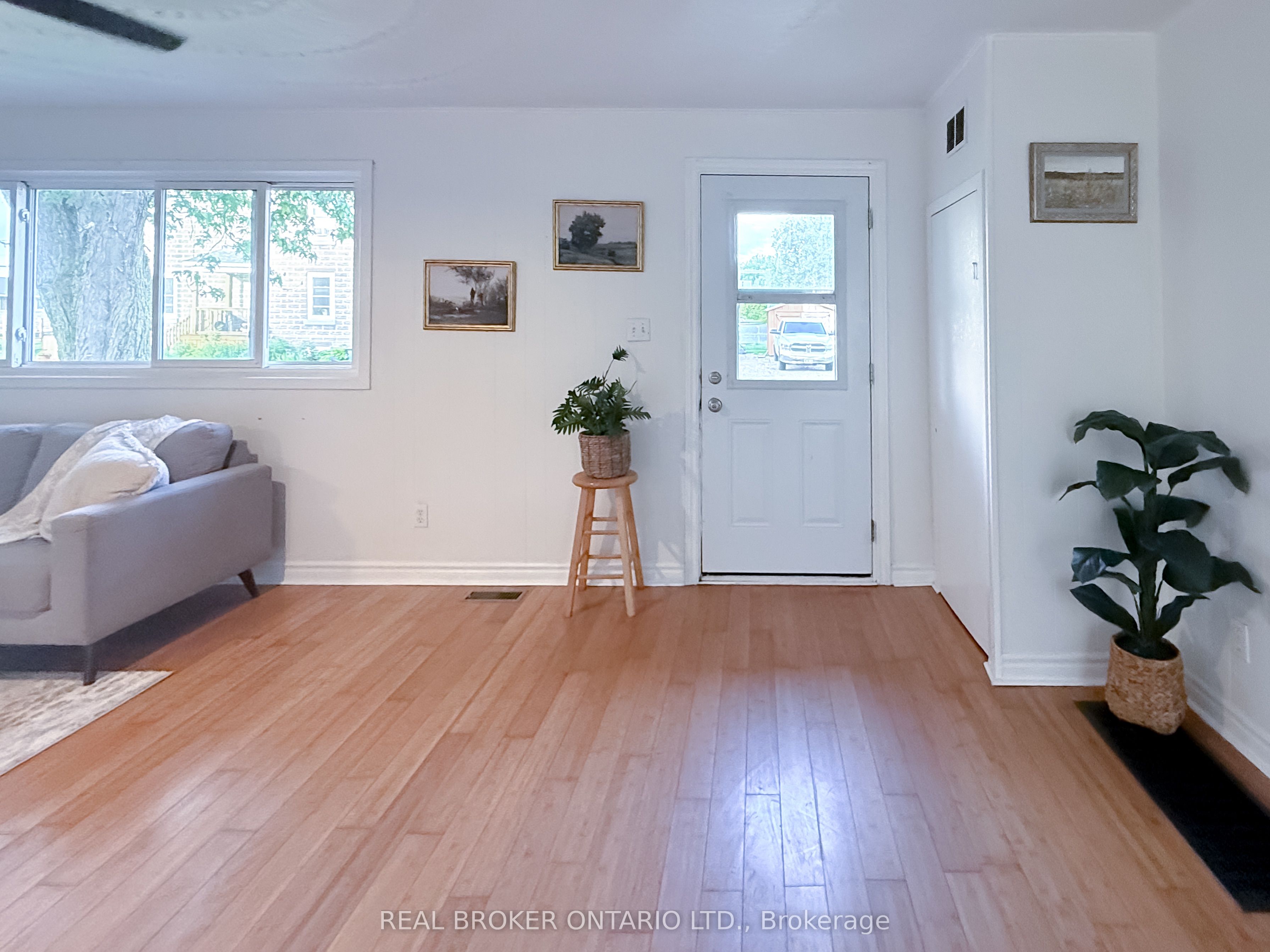 348 County 16 Road, Elizabethtown-Kitley, ON K0G 1G0 photo 4