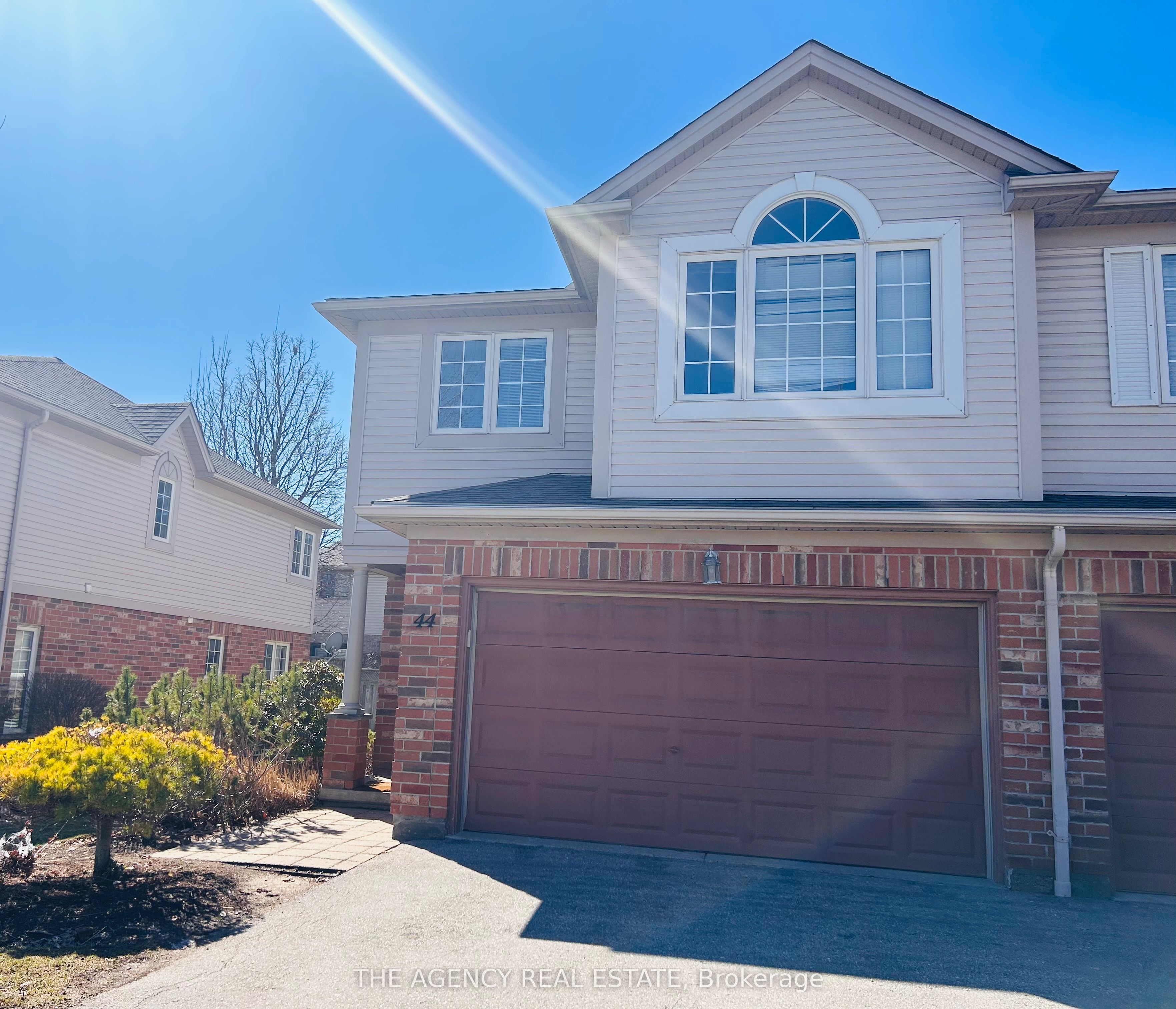 320 Ambleside Drive 44, London North, ON N6G 5H9 photo 2
