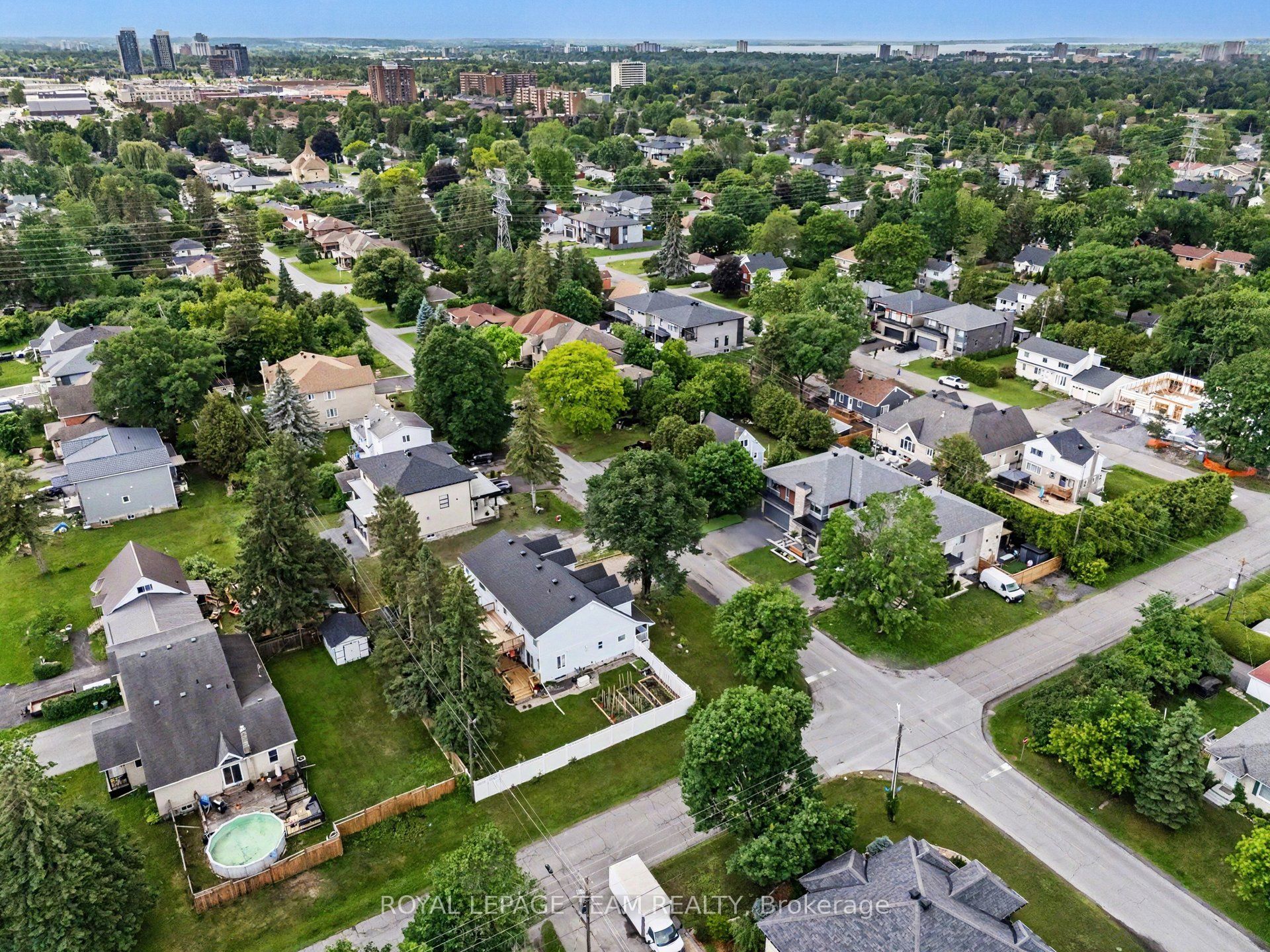 50 W Lotta Avenue W, Meadowlands - Crestview and Area, ON K2G 6B5 photo 3