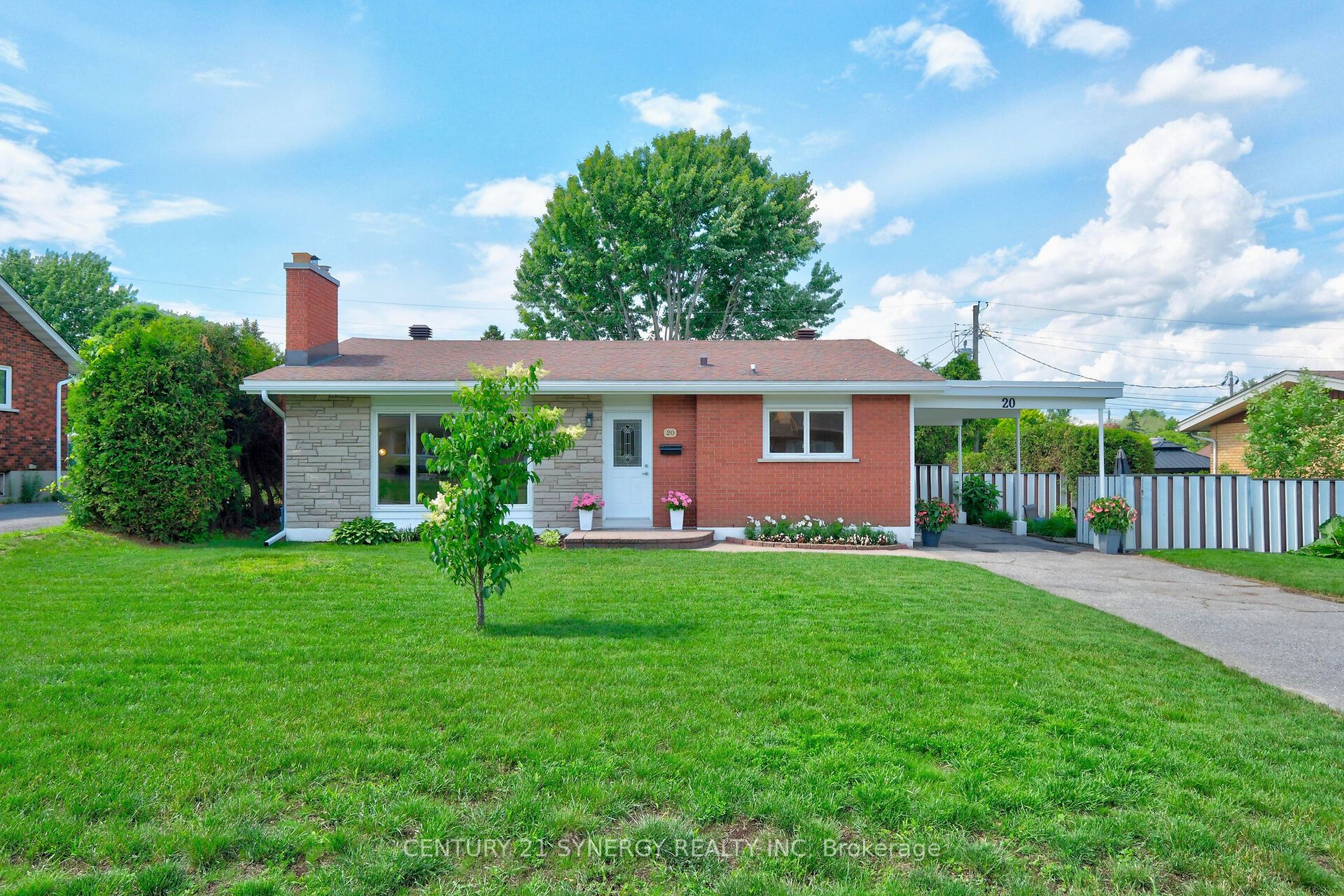 20 Sherry Lane, South of Baseline to Knoxdale, ON K2G 3L6
