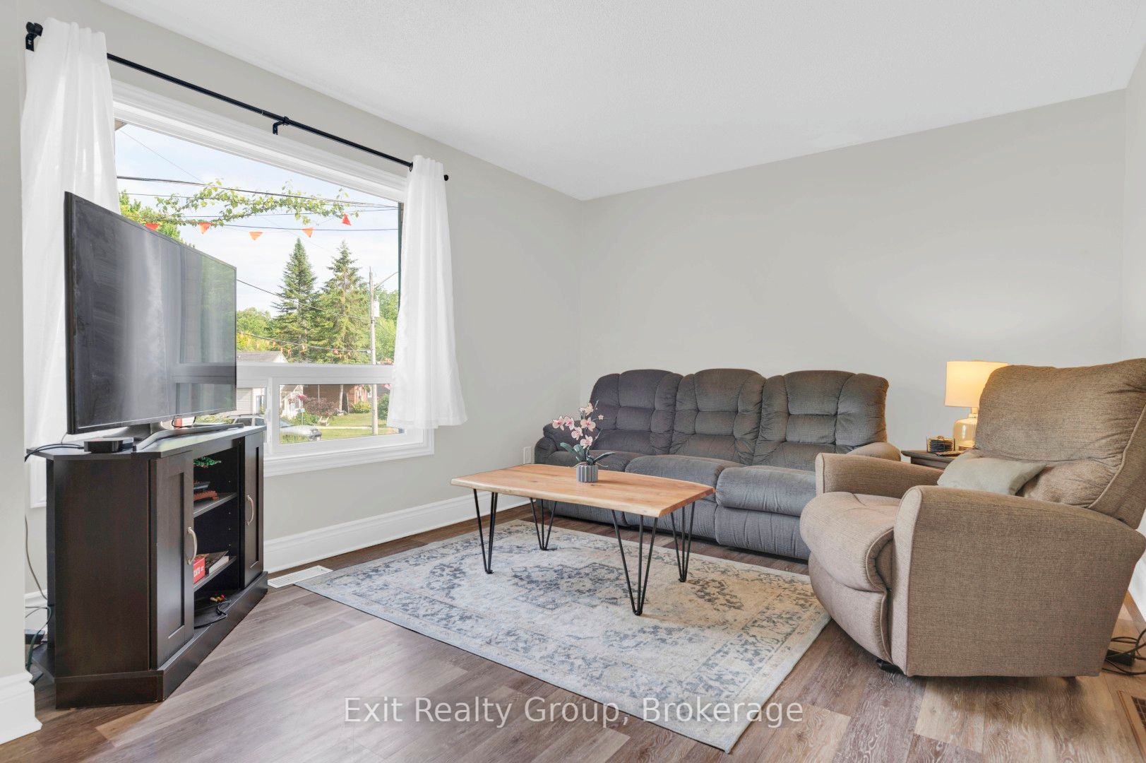 98 Octavia Street, Belleville, ON K8P 3P4 photo 4