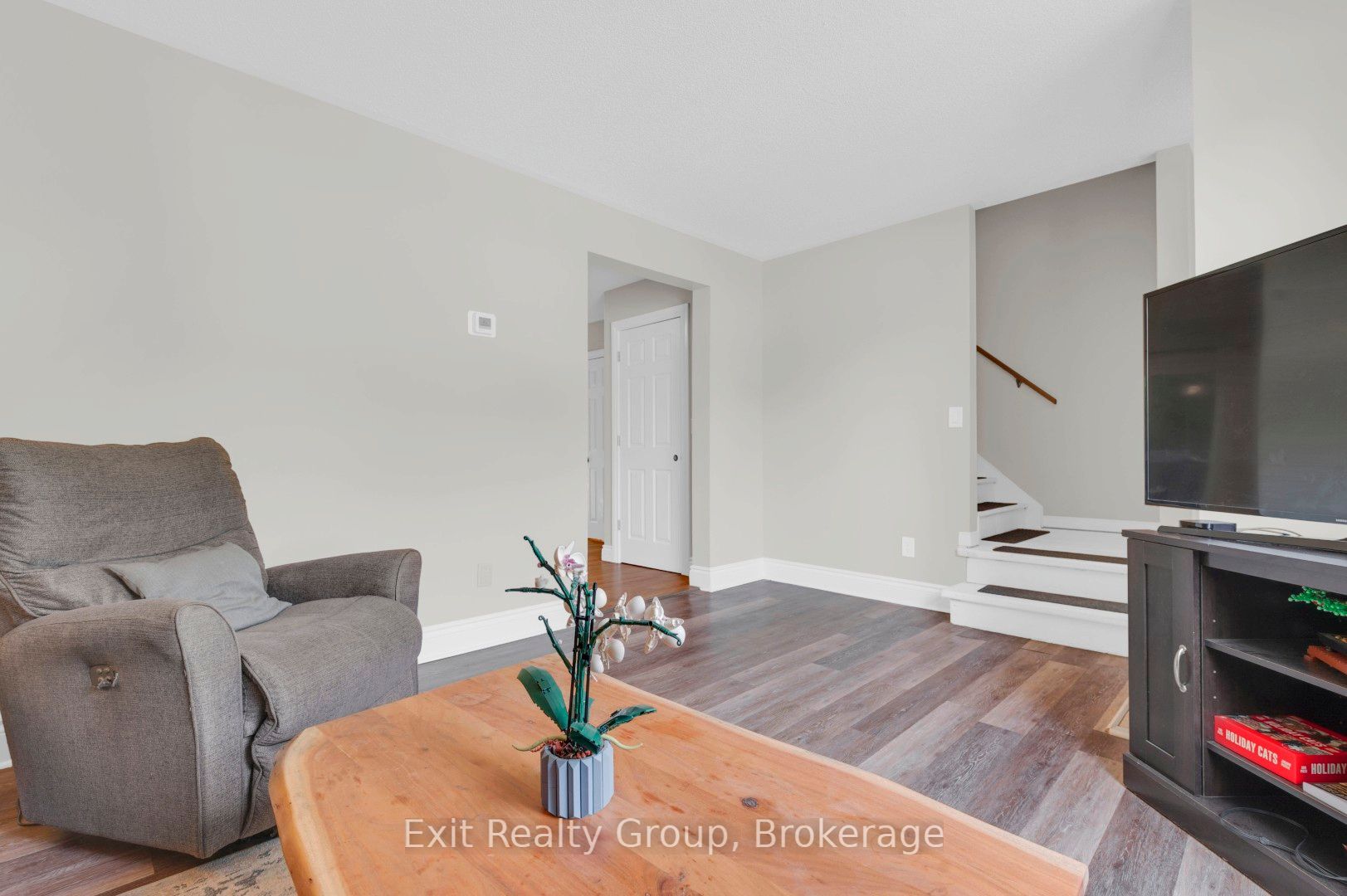 98 Octavia Street, Belleville, ON K8P 3P4 photo 5