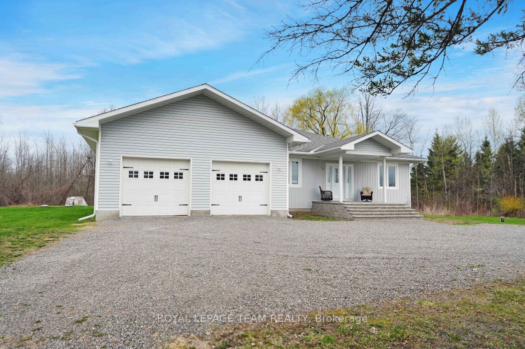 986 South Gower Drive, North Grenville, ON K0G 1J0 photo 2