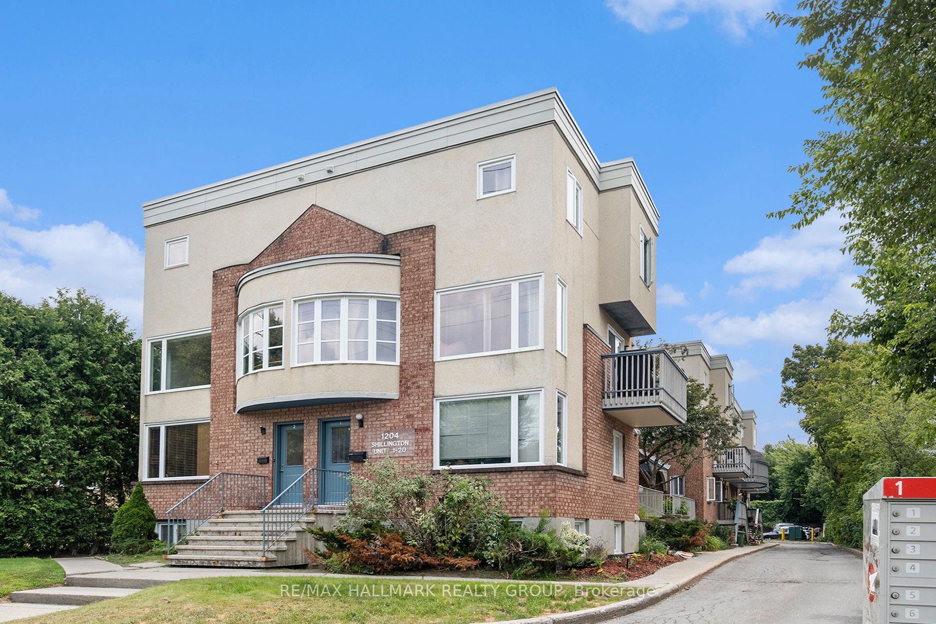 1204 Shillington Avenue 15, Carlington - Central Park, ON K1Z 7Z4
