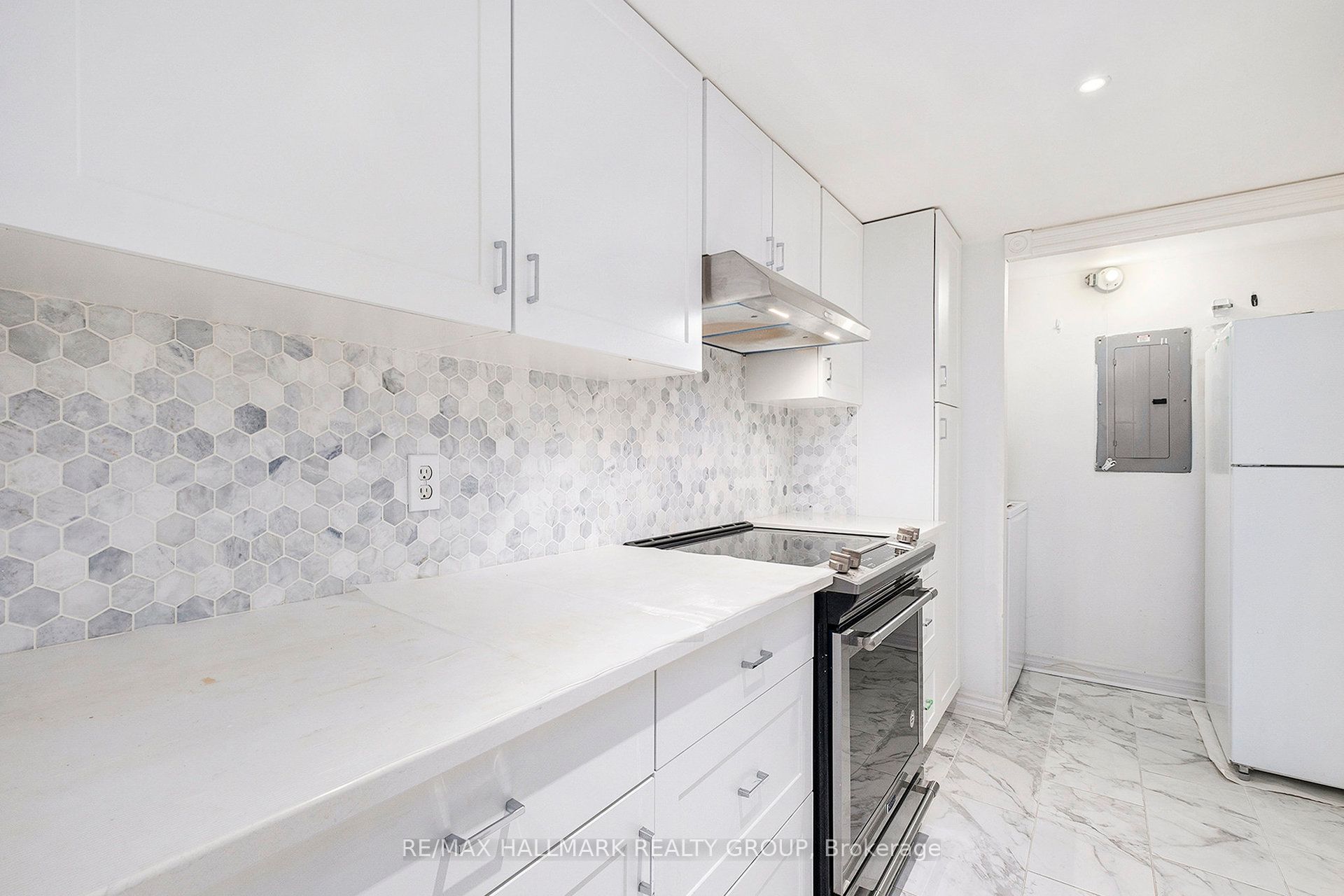 1204 Shillington Avenue 15, Carlington - Central Park, ON K1Z 7Z4 photo 4