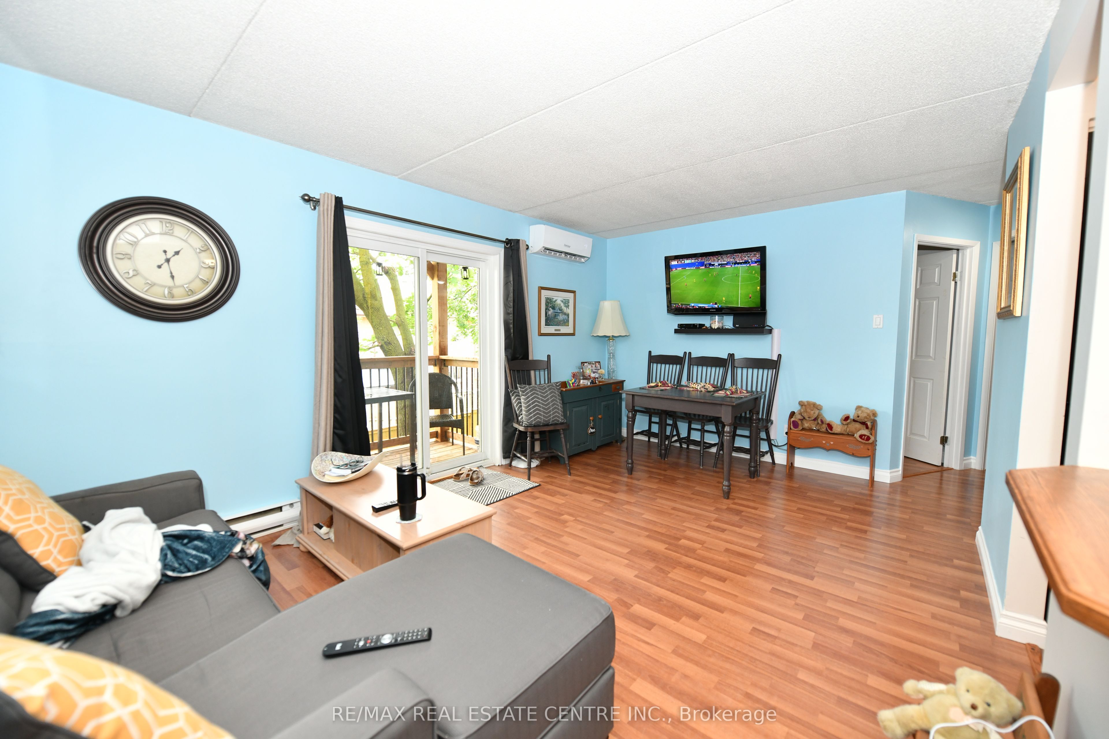 266 Overlea Drive 206, Kitchener, ON N2M 5N2 photo 3