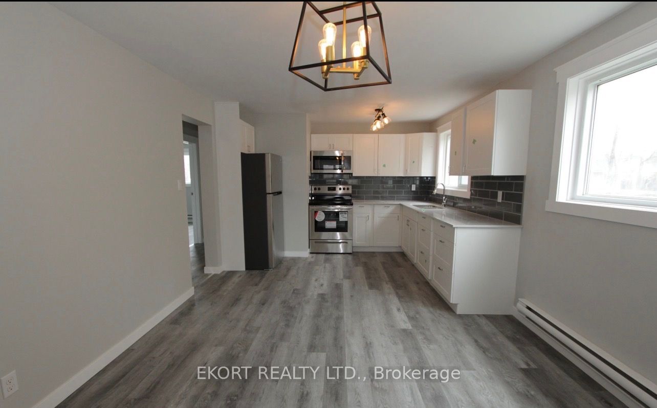 65 Stanley Street, Belleville, ON K8N 3Z8