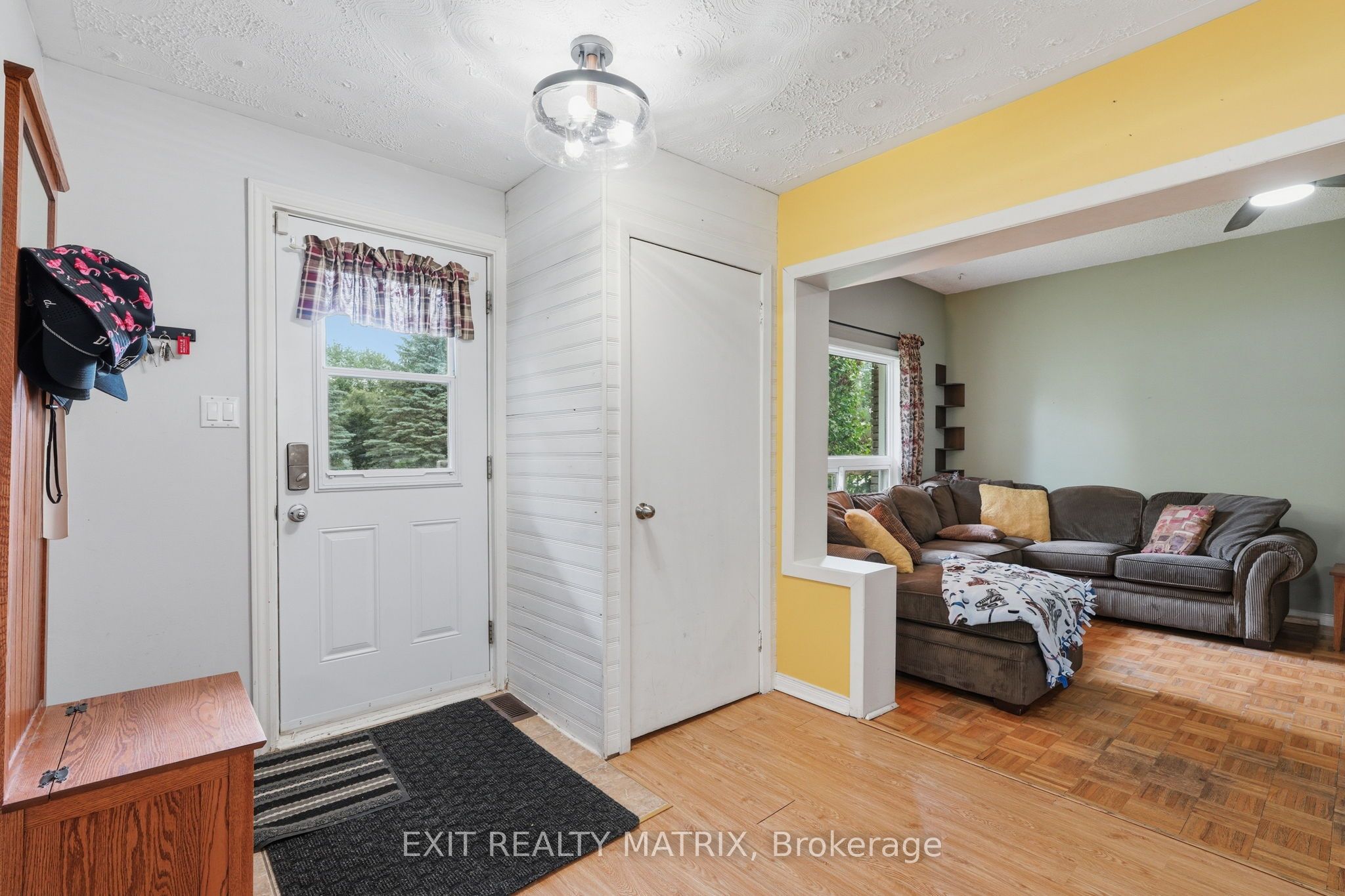 1320 St Joseph Road, Russell, ON K0A 1W0 photo 4