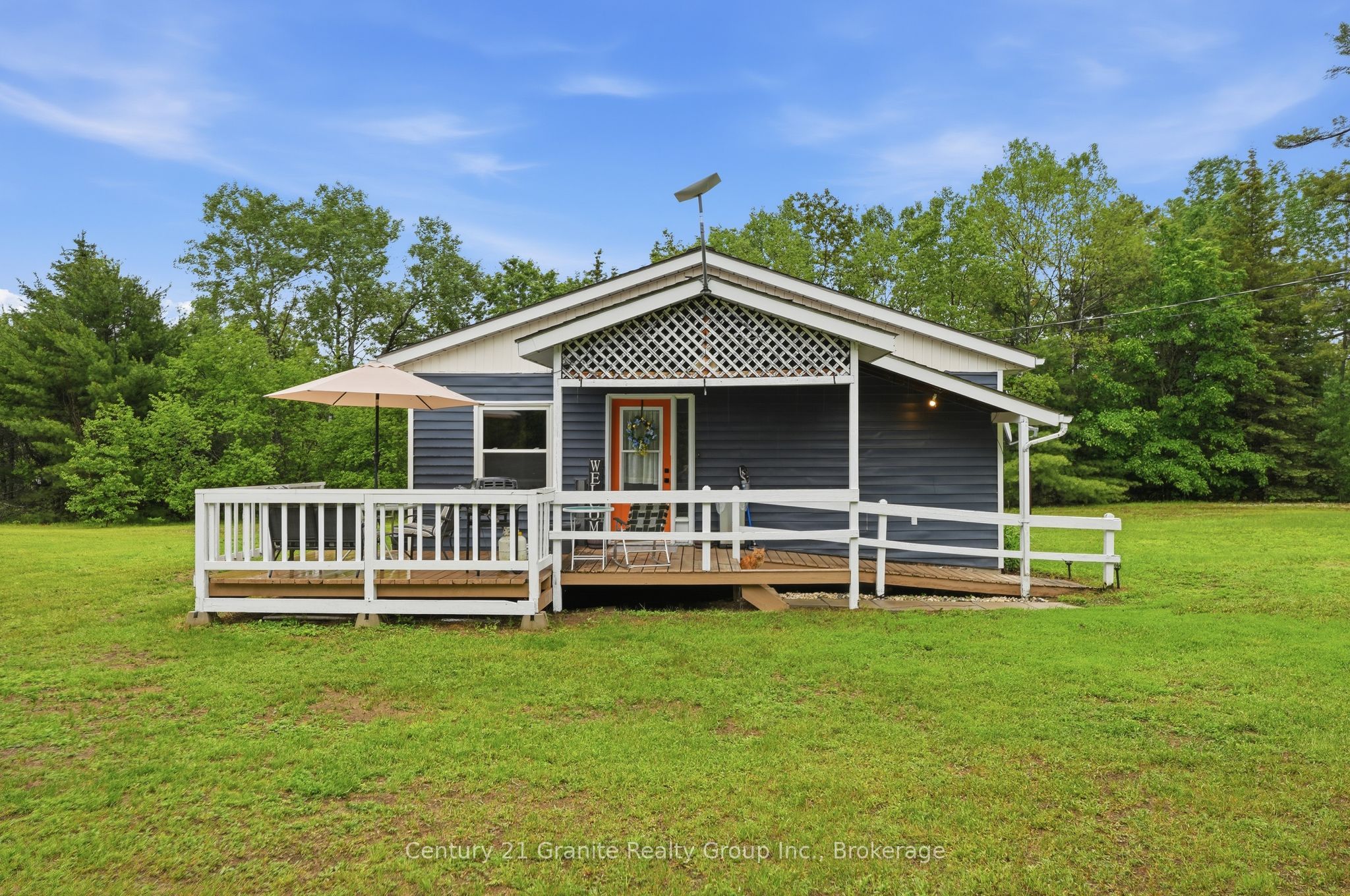 18 Pine Ridge Road, Bancroft, ON K0L 1C0 photo 2