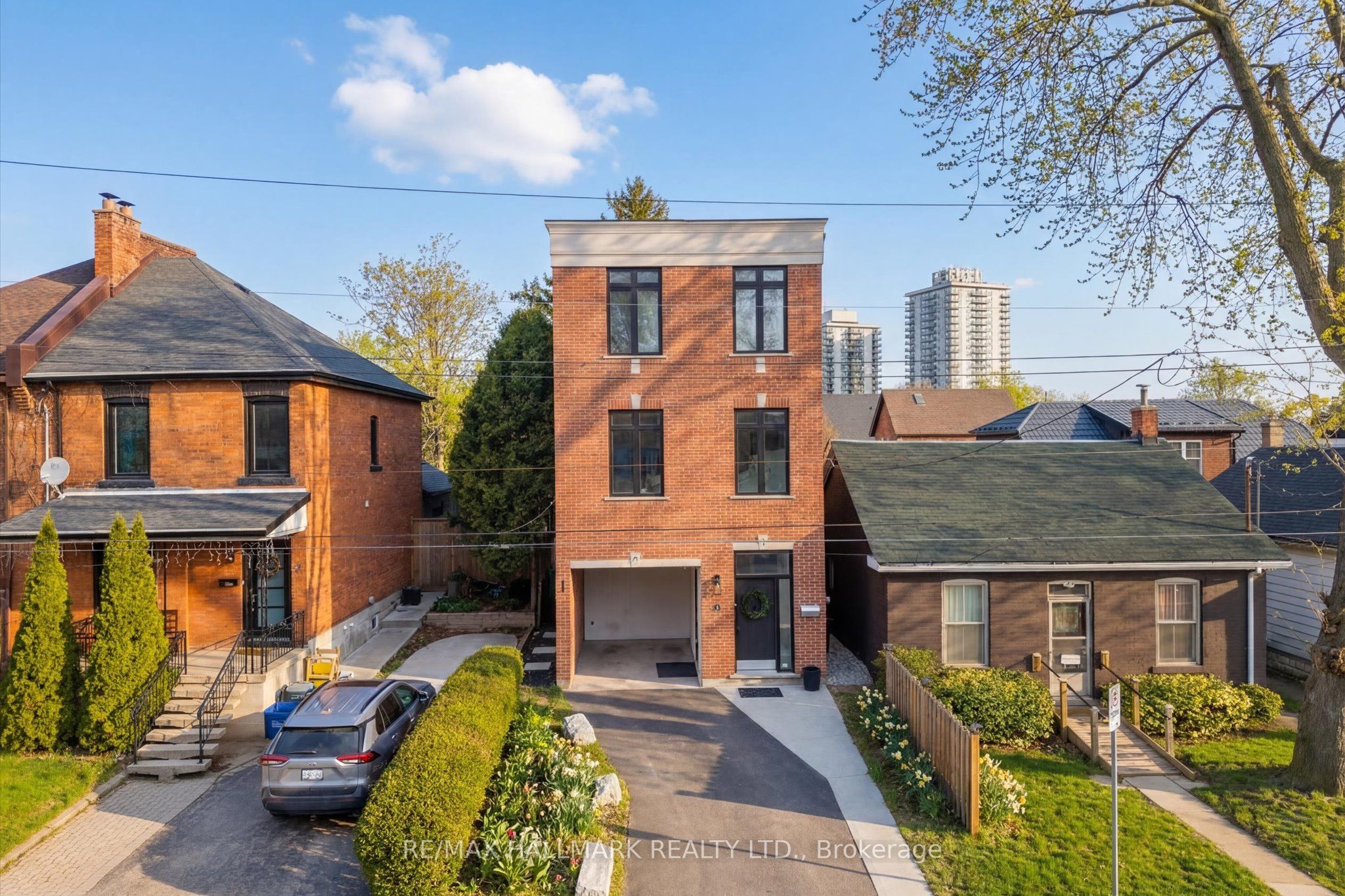 53 Wood Street E, Hamilton, ON L8L 3Y2 photo 4