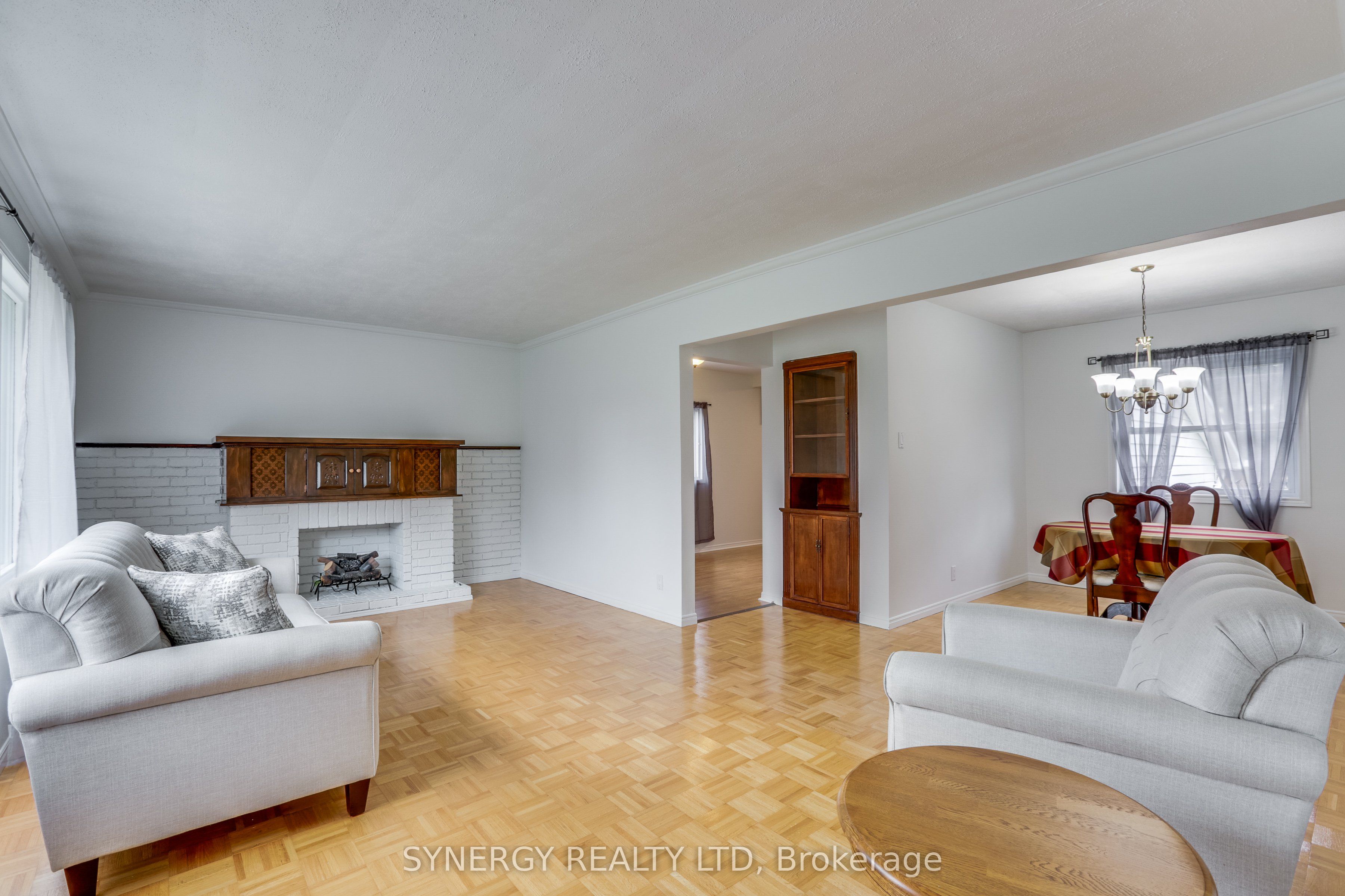 266 Adelaide Street, Strathroy-Caradoc, ON N7G 2V8 photo 4