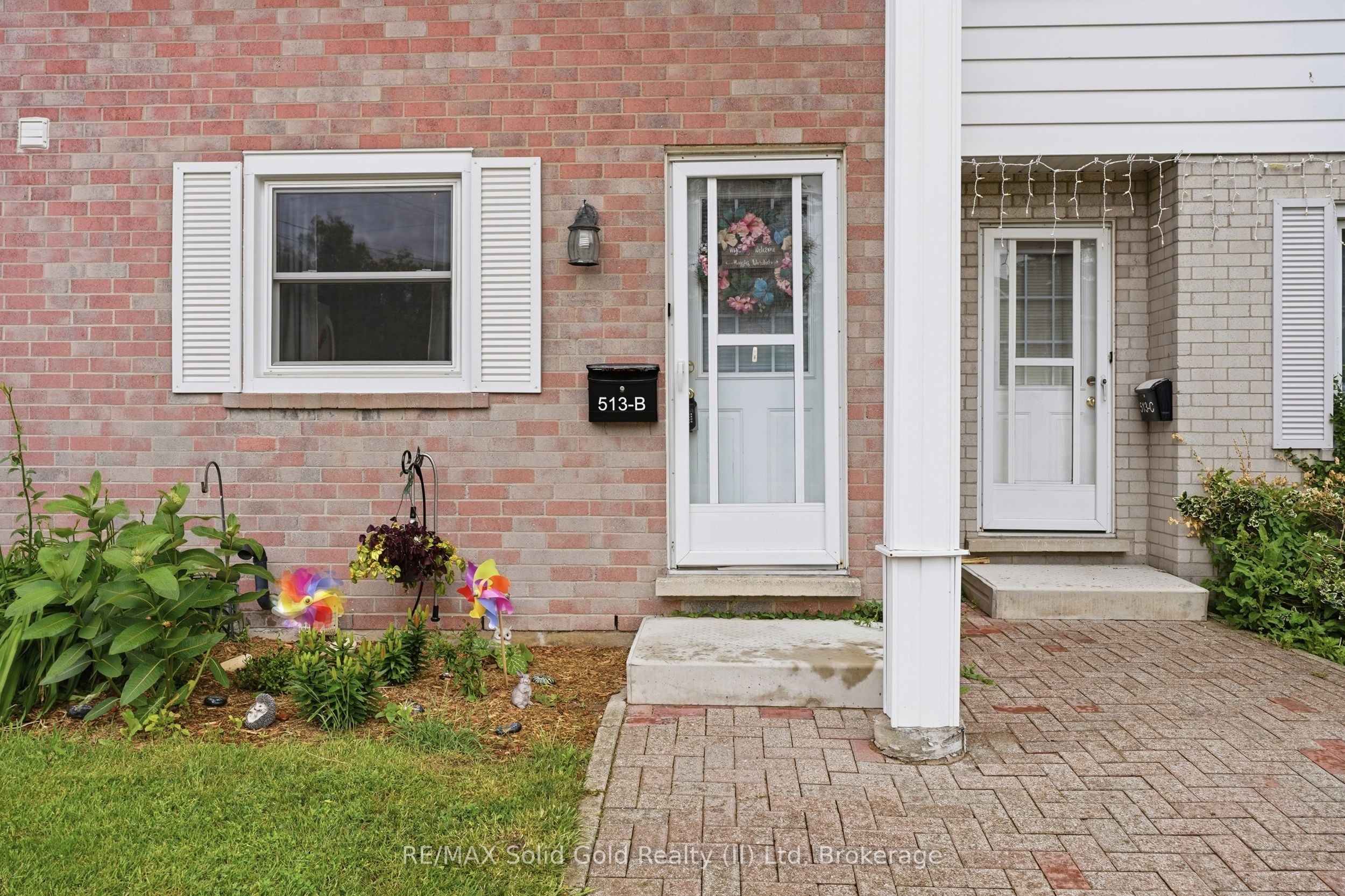 513 Weber Street N B, Waterloo, ON N2L 4G1 photo 2