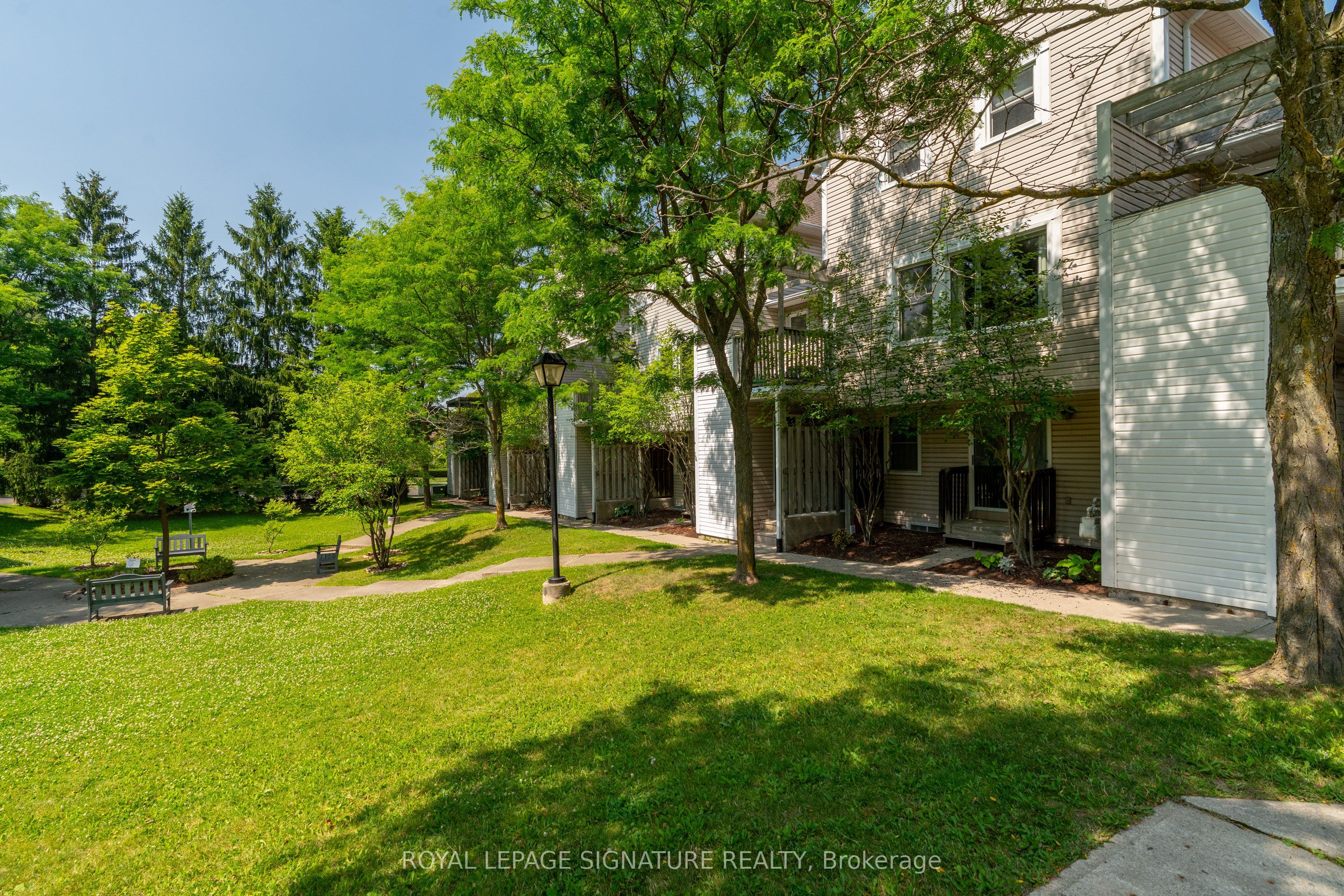 461 Beechwood Place 55, Waterloo, ON N2T 2N8 photo 3