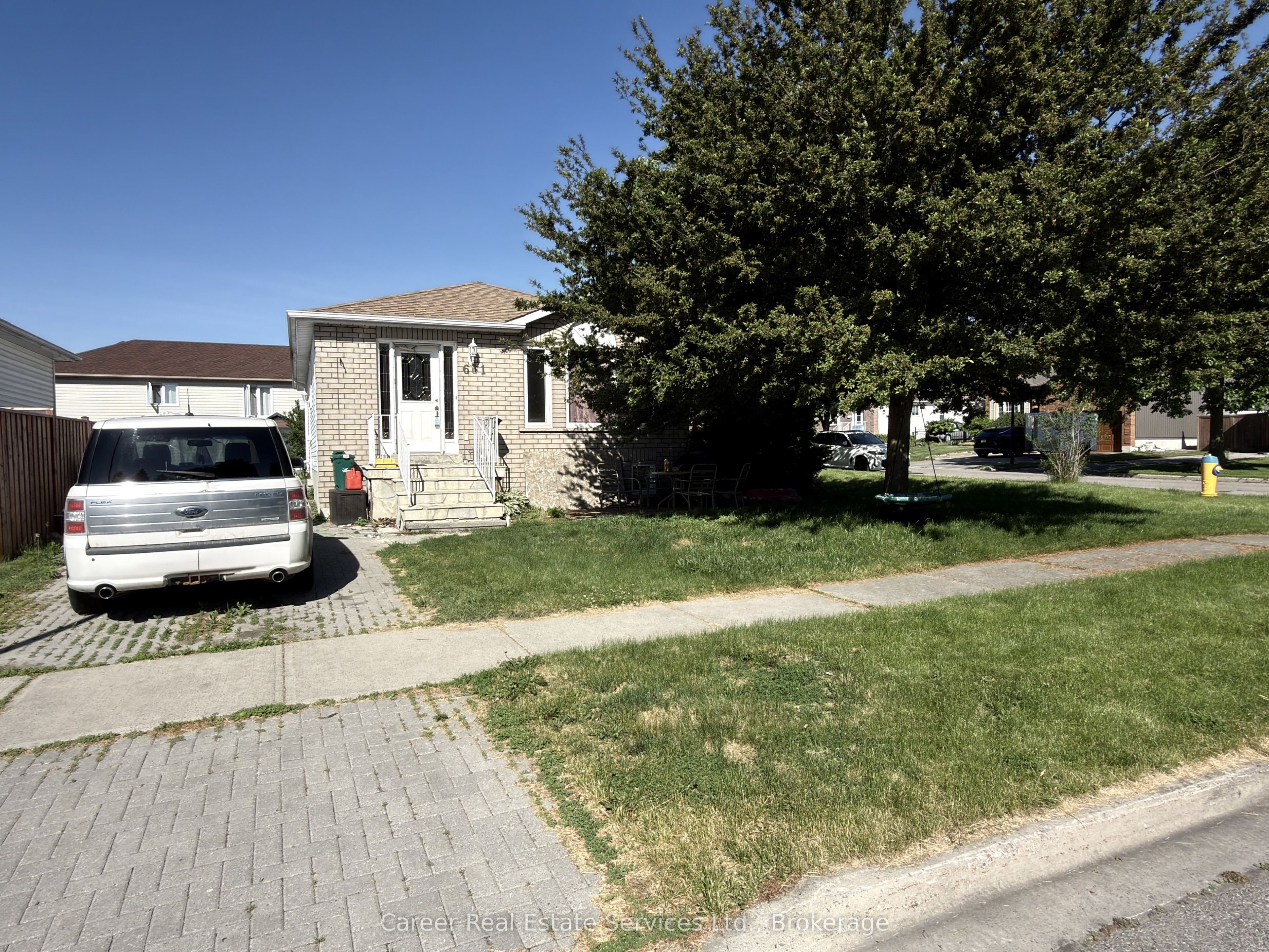 661 Ewing Street, Cobourg, ON K9A 5N7 photo 2