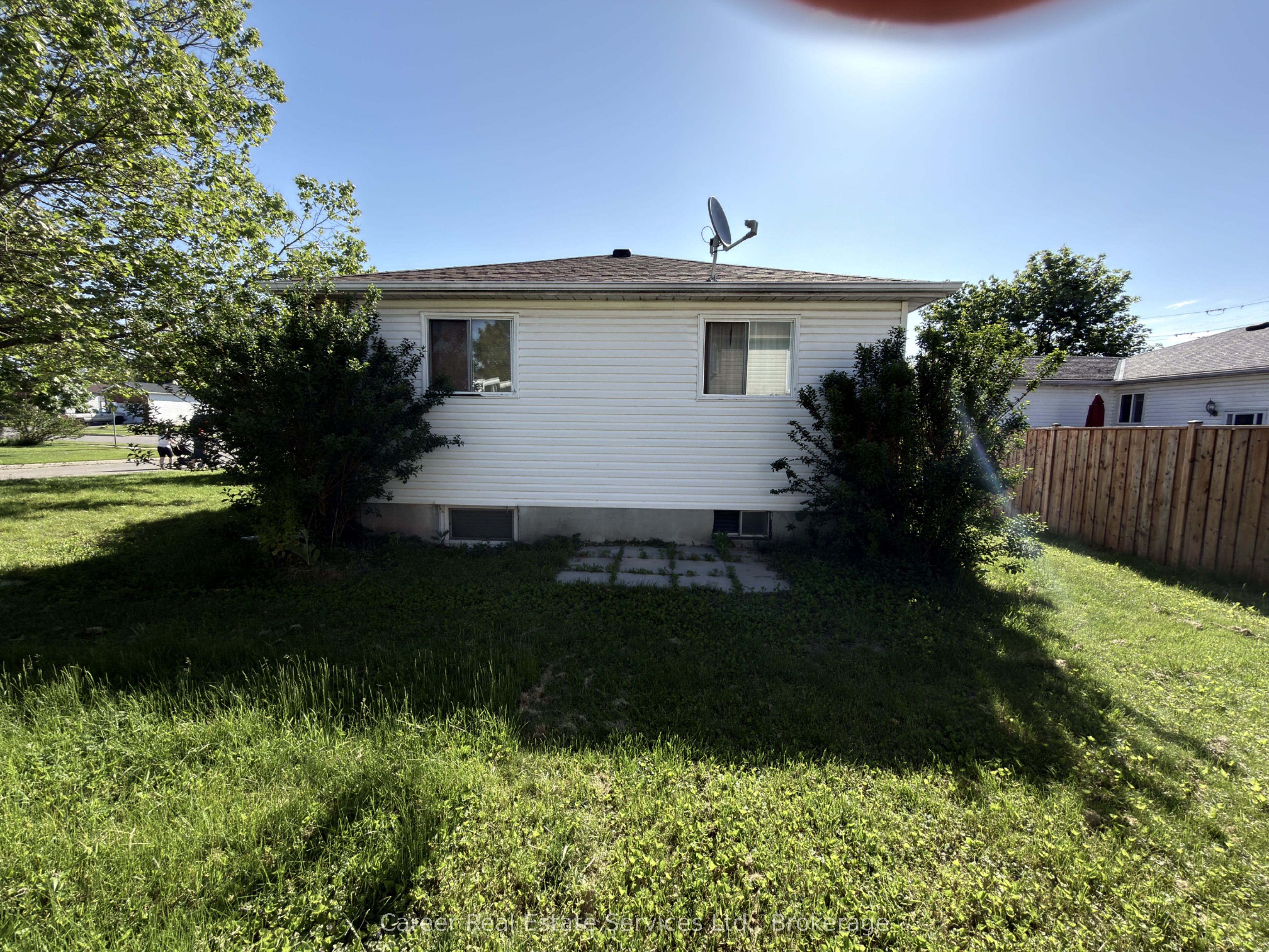 661 Ewing Street, Cobourg, ON K9A 5N7 photo 4