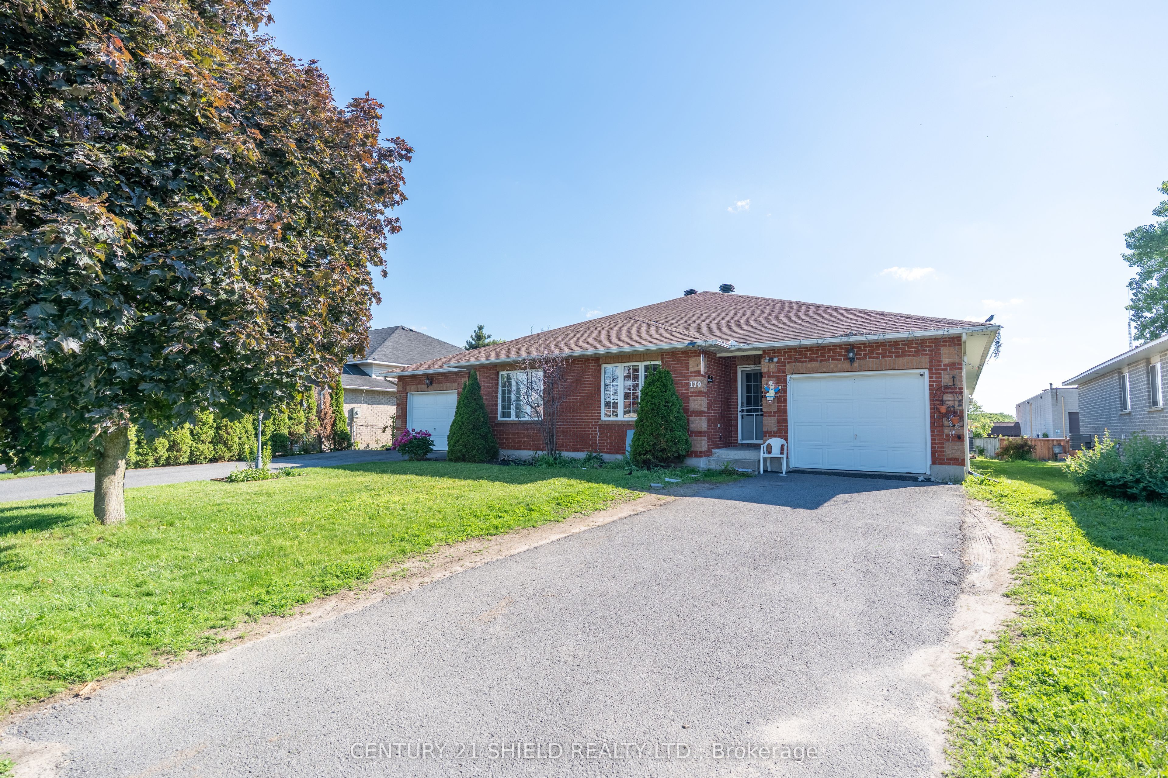 170 Heritage Place, Cornwall, ON K6J 5V6 photo 2