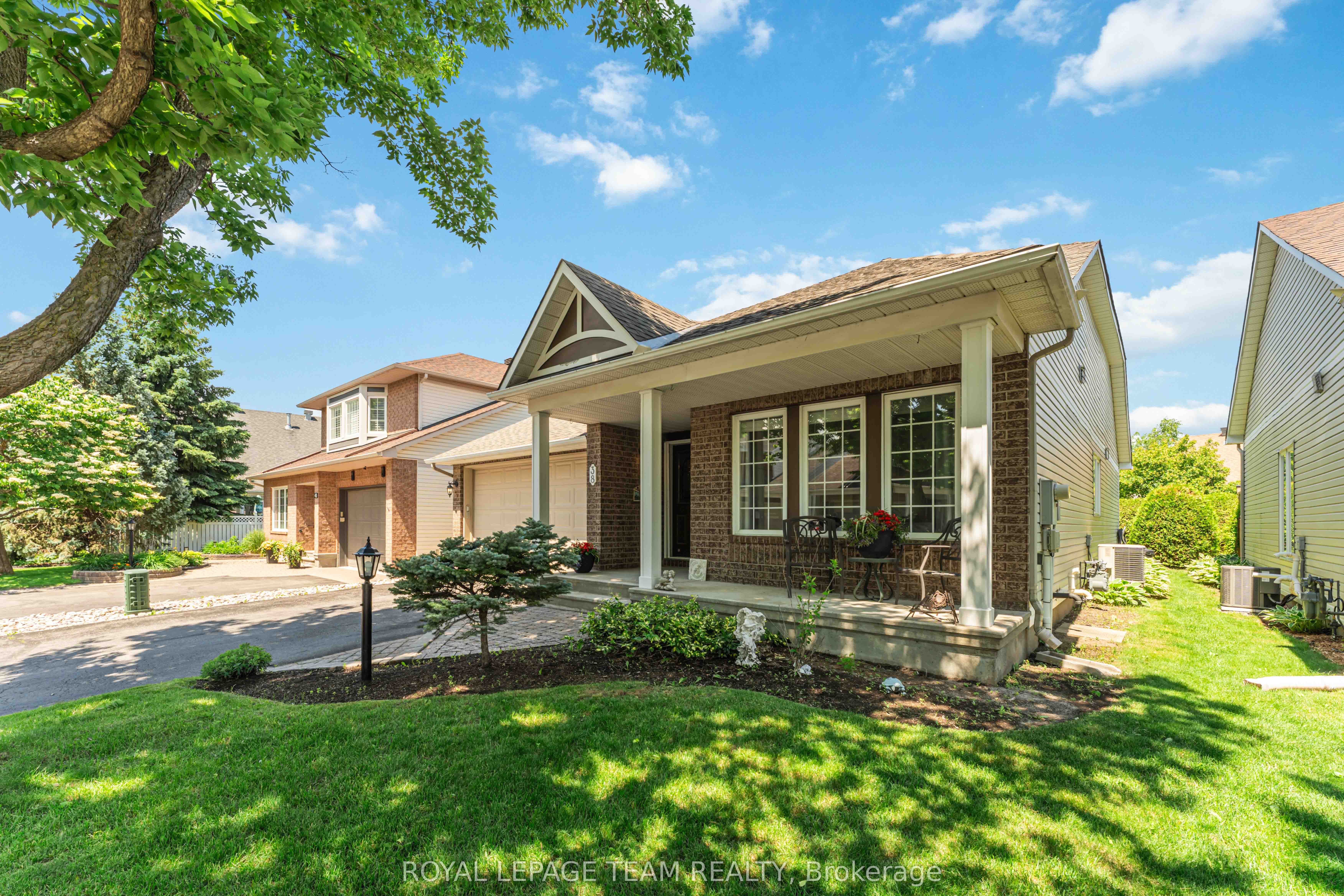 38 Settler's Ridge Way, Barrhaven, ON K2J 4V2 photo 3