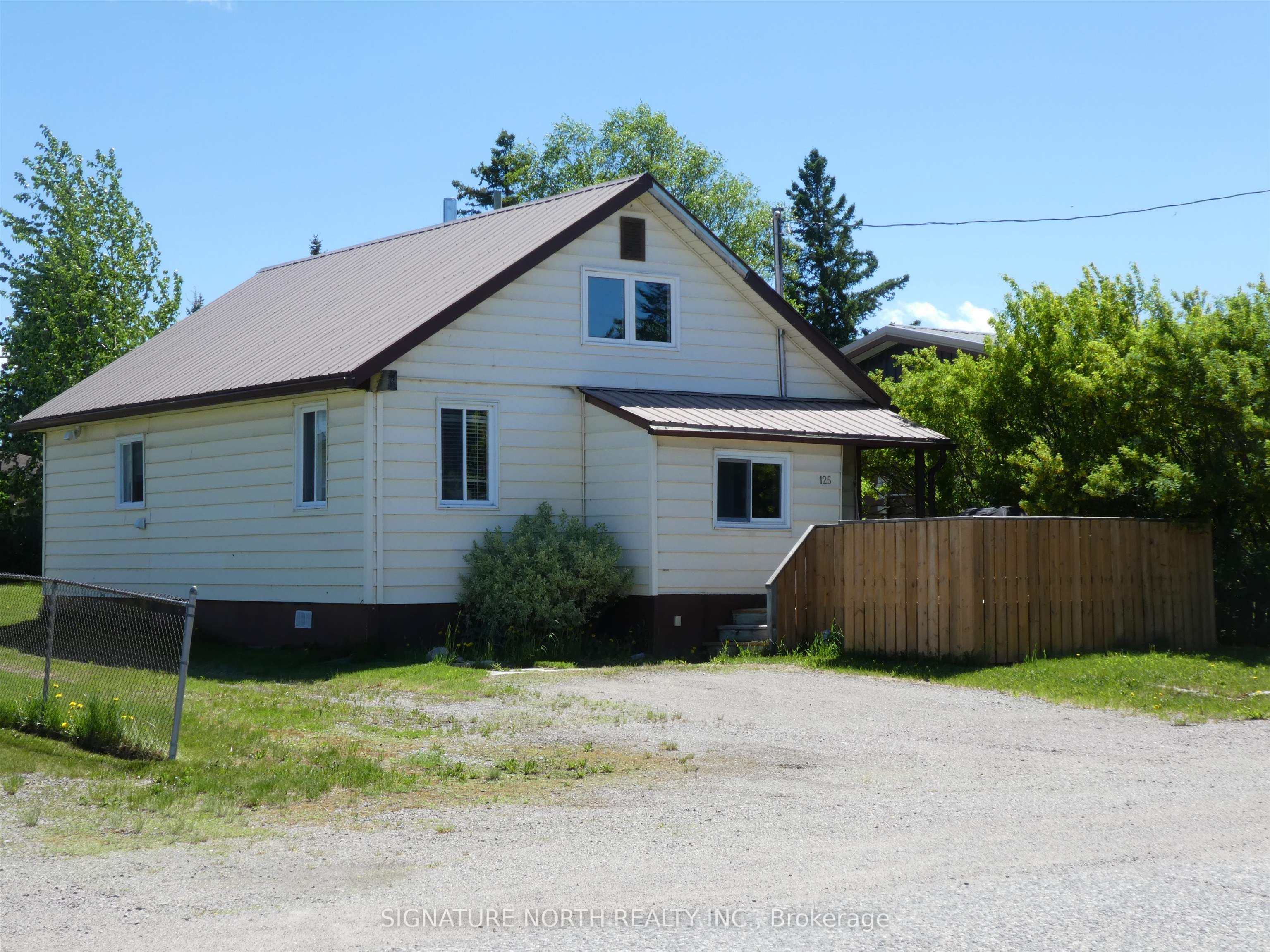 125 Kenogami, Greenstone, ON P0T 2A0