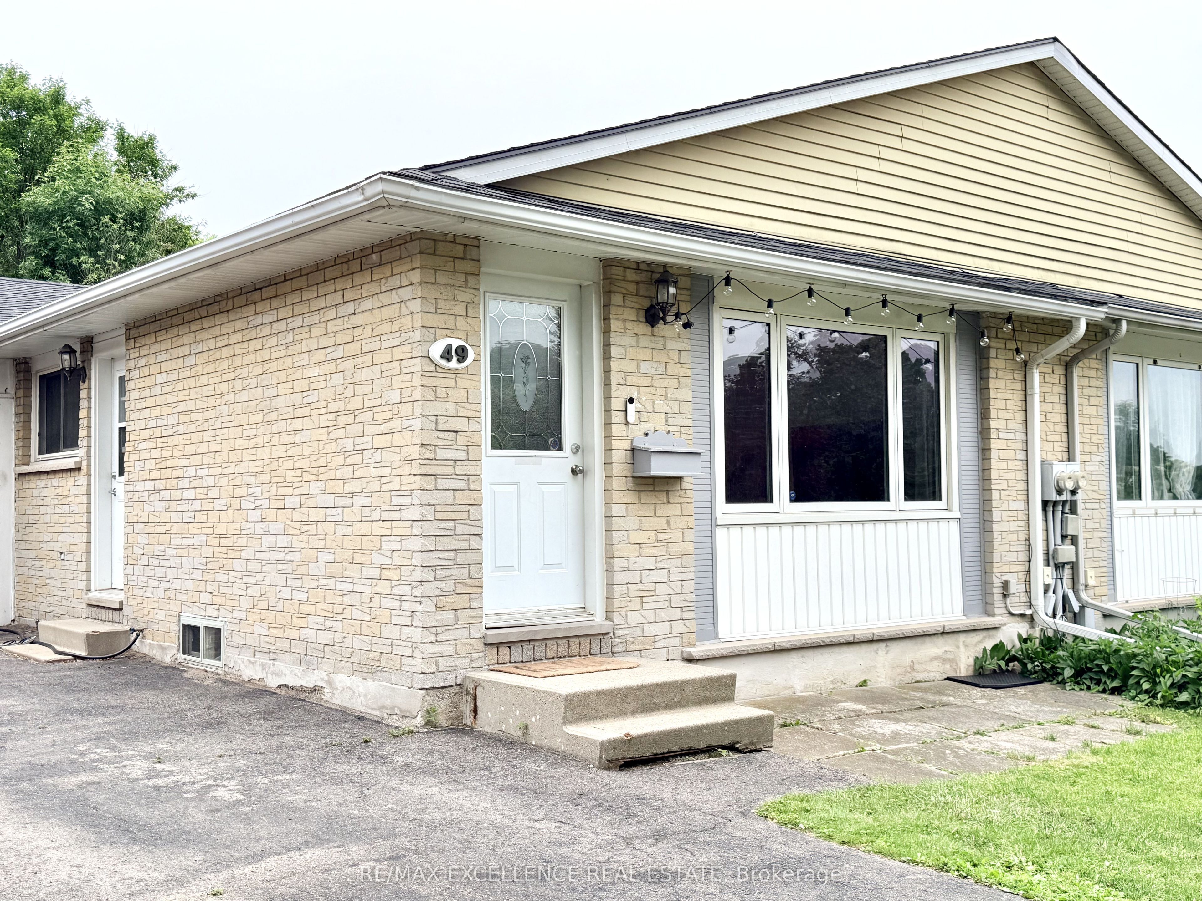 49 Woodlawn Avenue, Brantford, ON N3V 1A6 photo 3