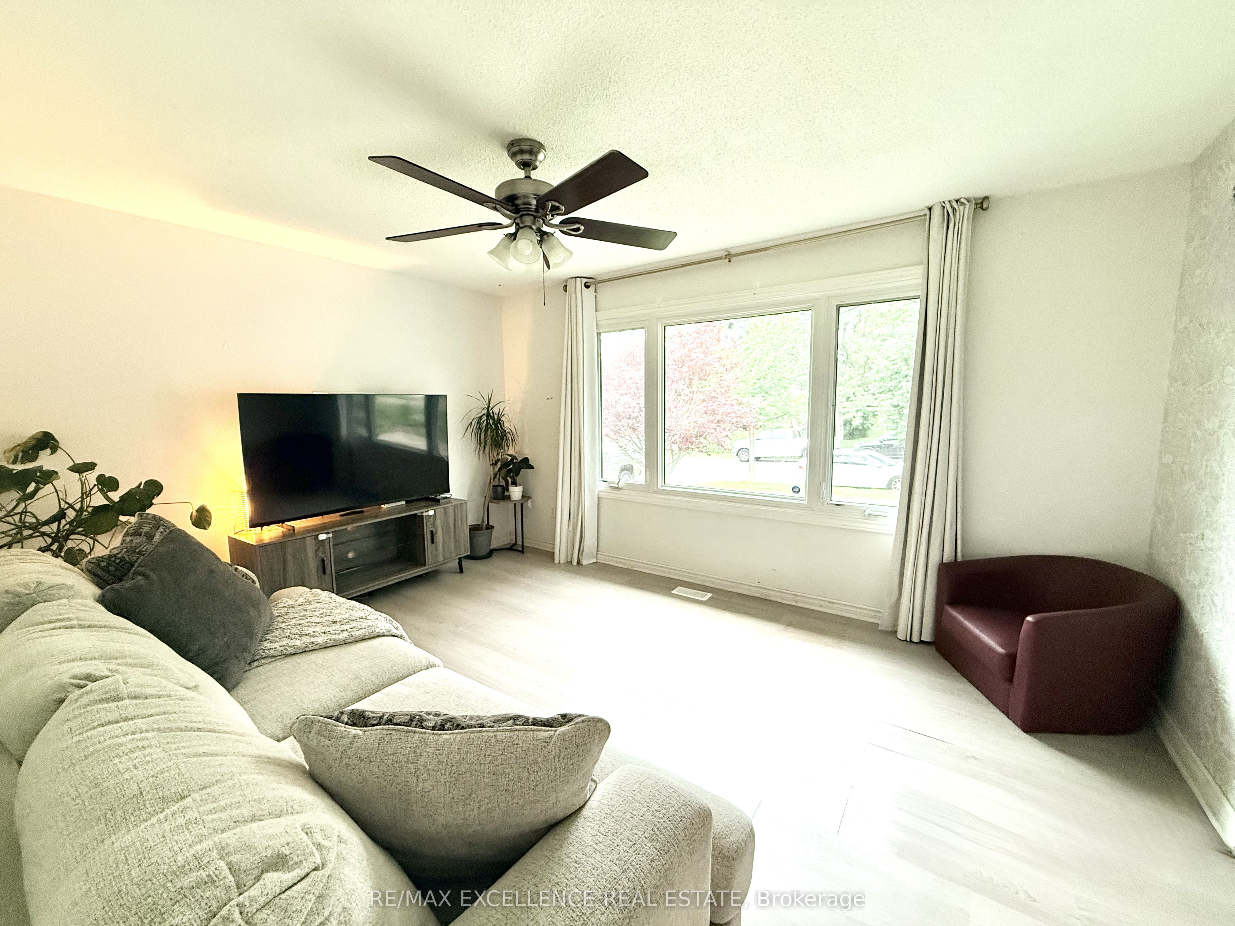 49 Woodlawn Avenue, Brantford, ON N3V 1A6 photo 5
