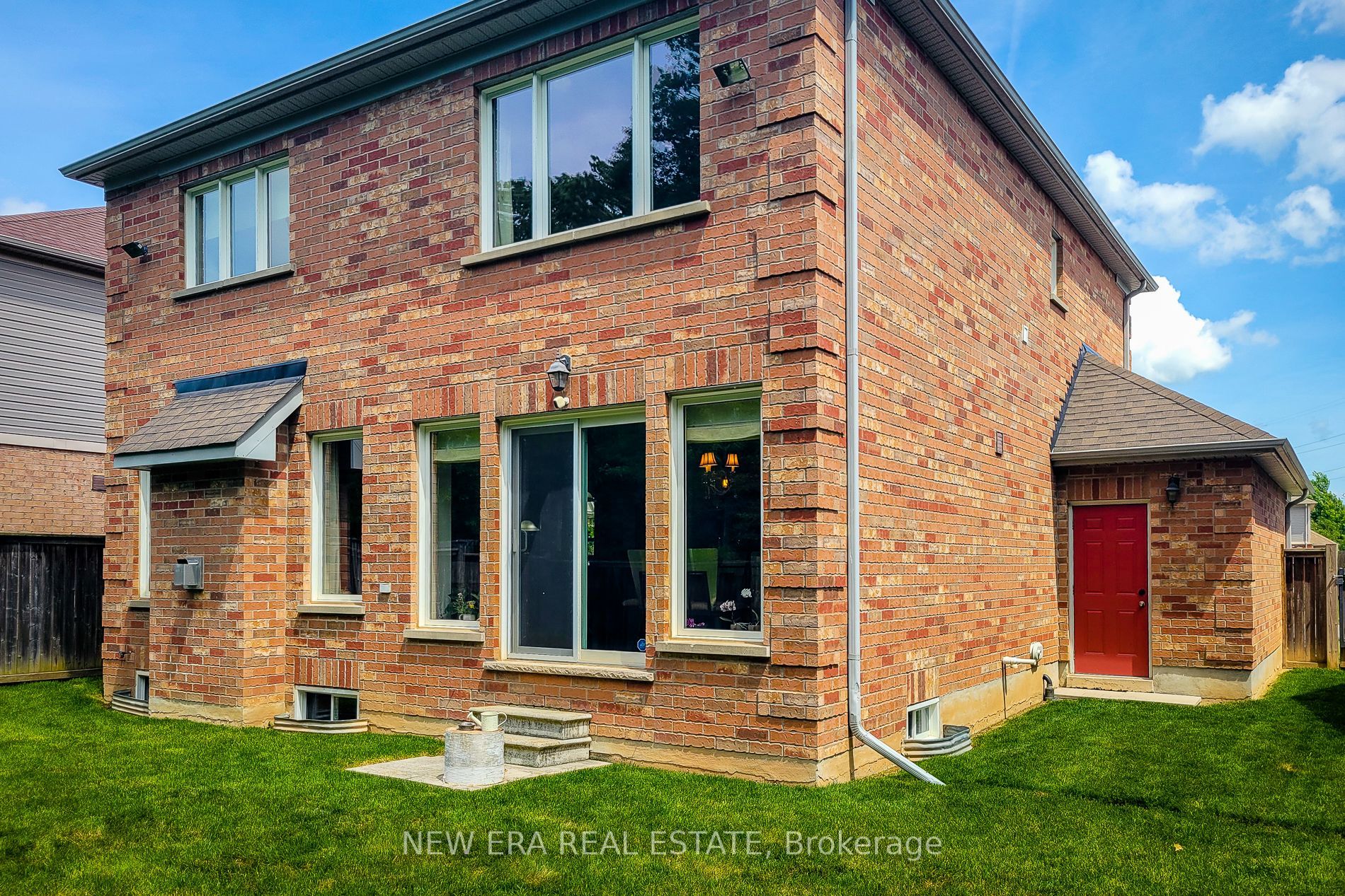 6687 St Michael Avenue, Niagara Falls, ON L2H 0C6 photo 5