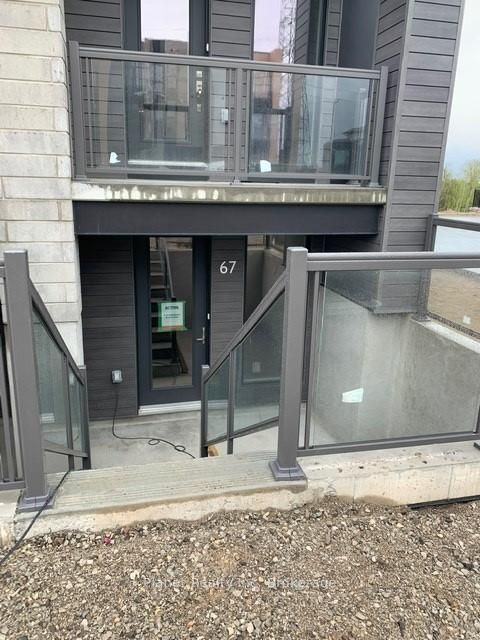 261 Woodbine Avenue 67, Kitchener, ON N2R 0S7 photo 2