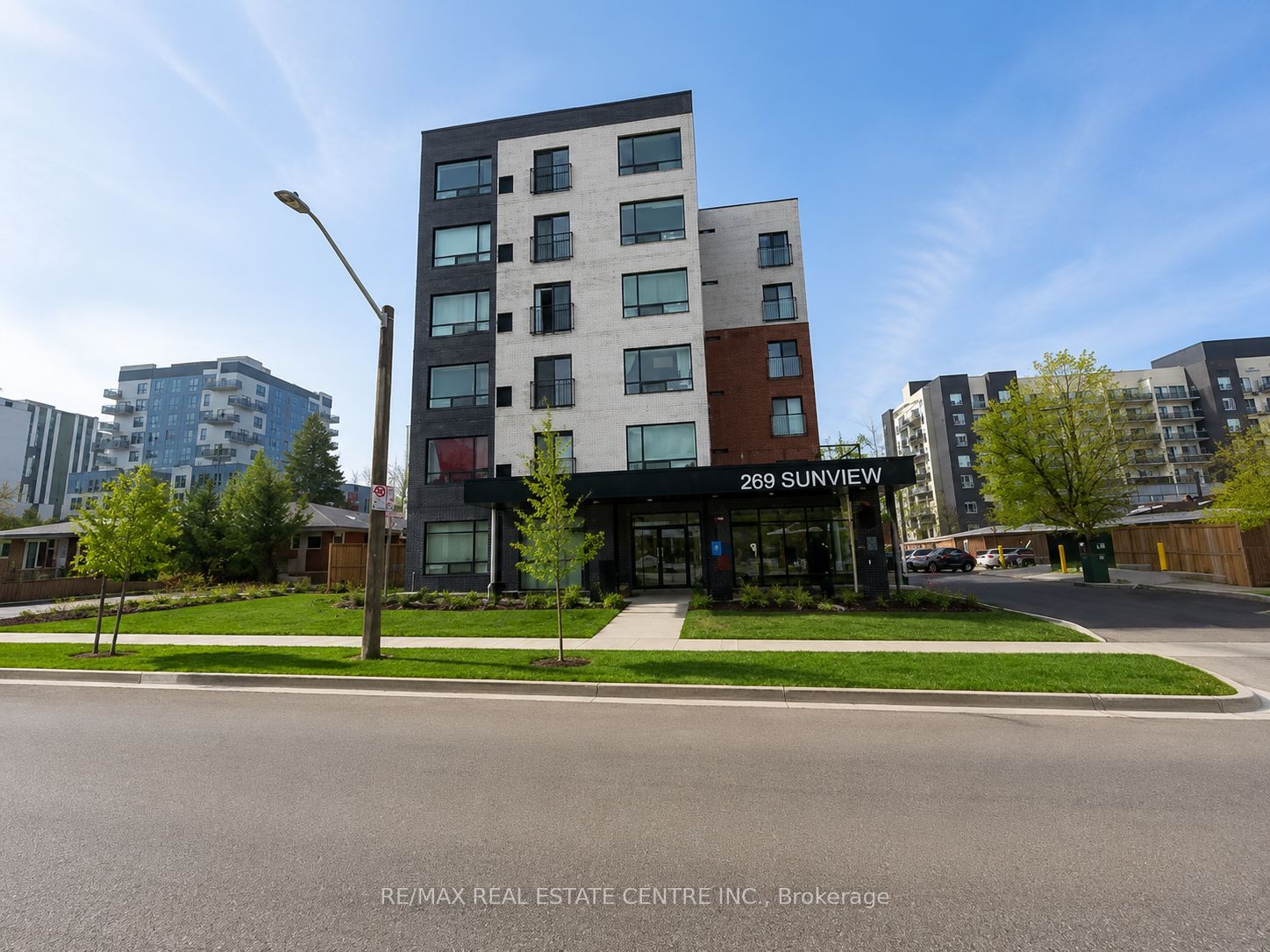 269 Sunview Street B02, Waterloo, ON N2L 3V8