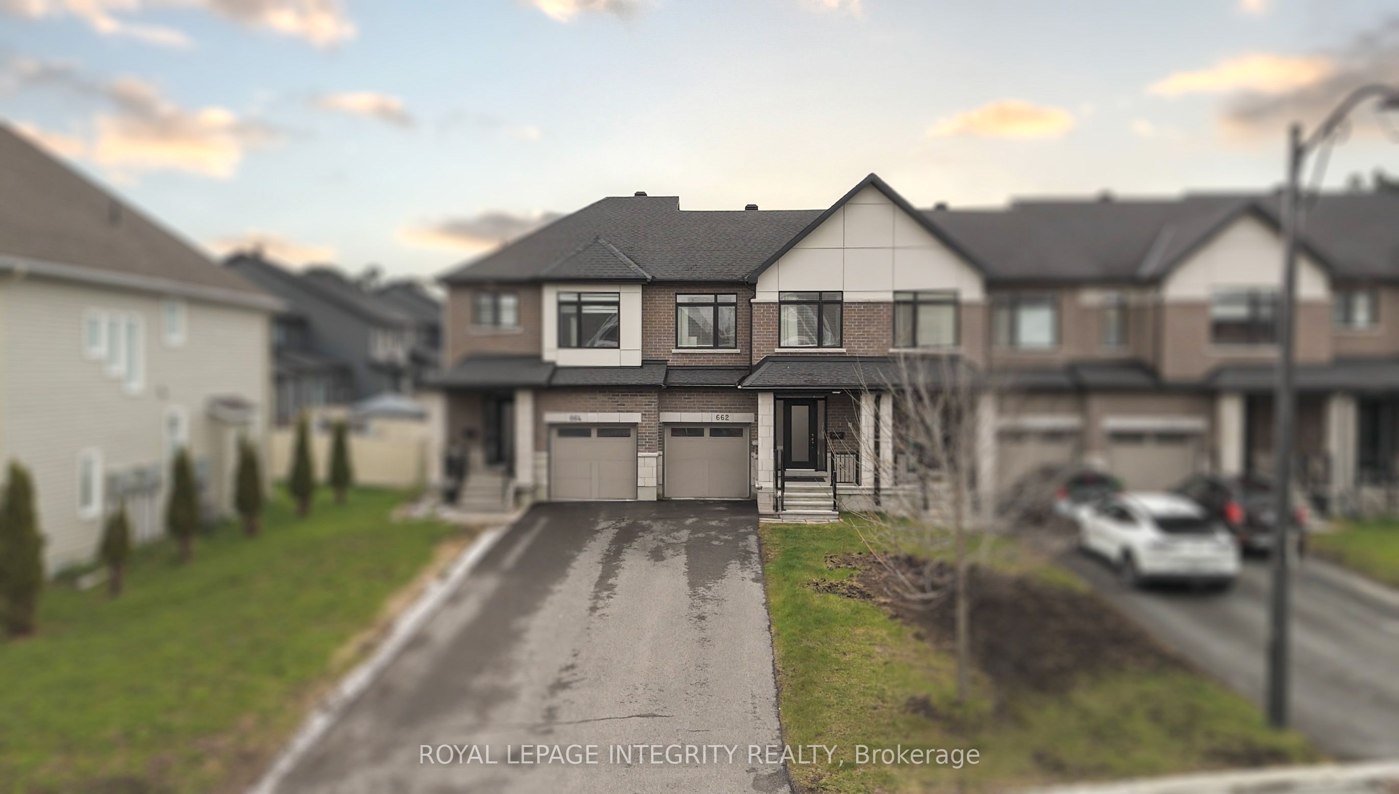 662 PUTNEY Crescent, Stittsville - Munster - Richmond, ON K2S 1E7 photo 2