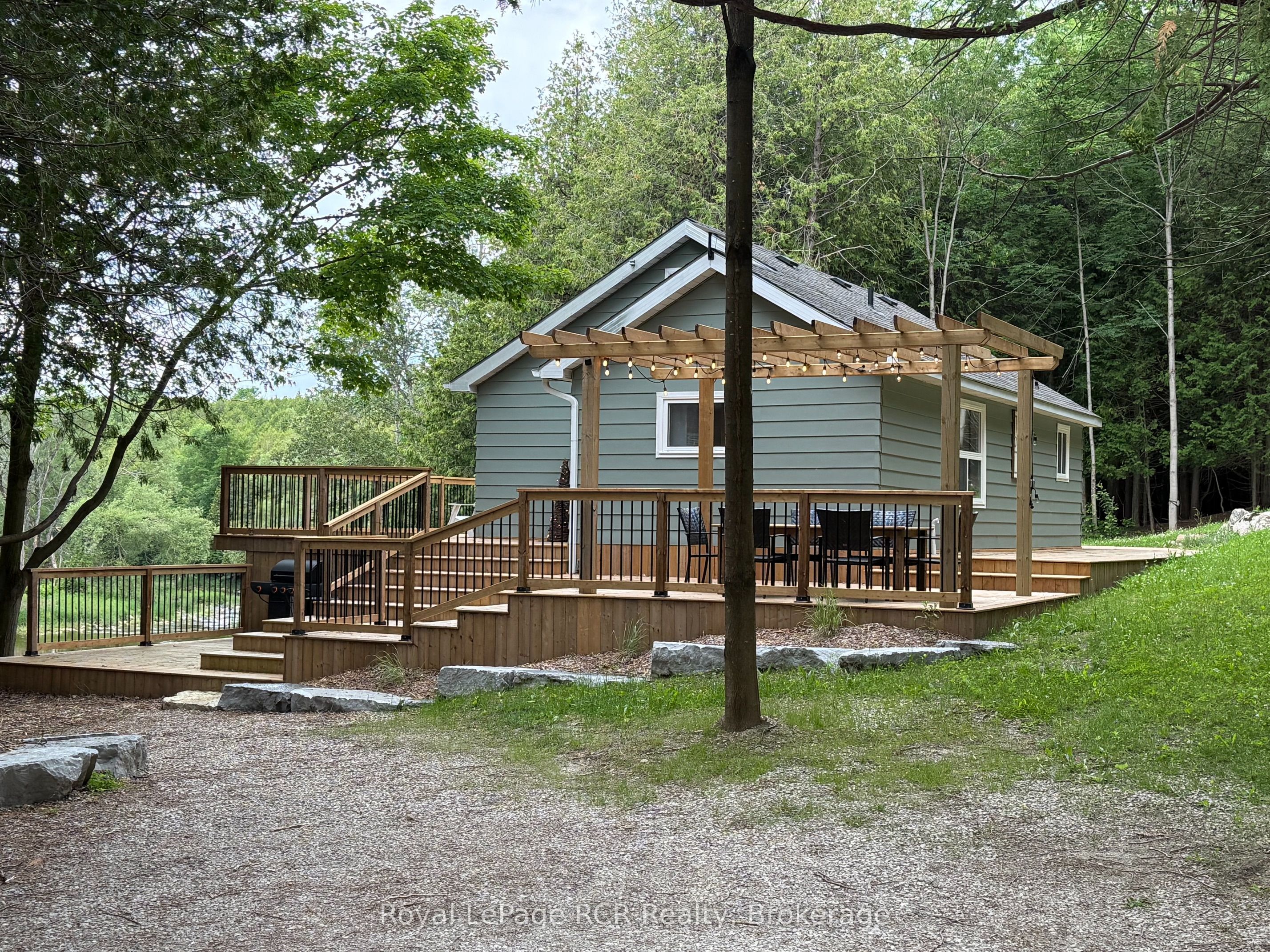 384275 Concession 4, West Grey, ON N0C 1K0 photo 2
