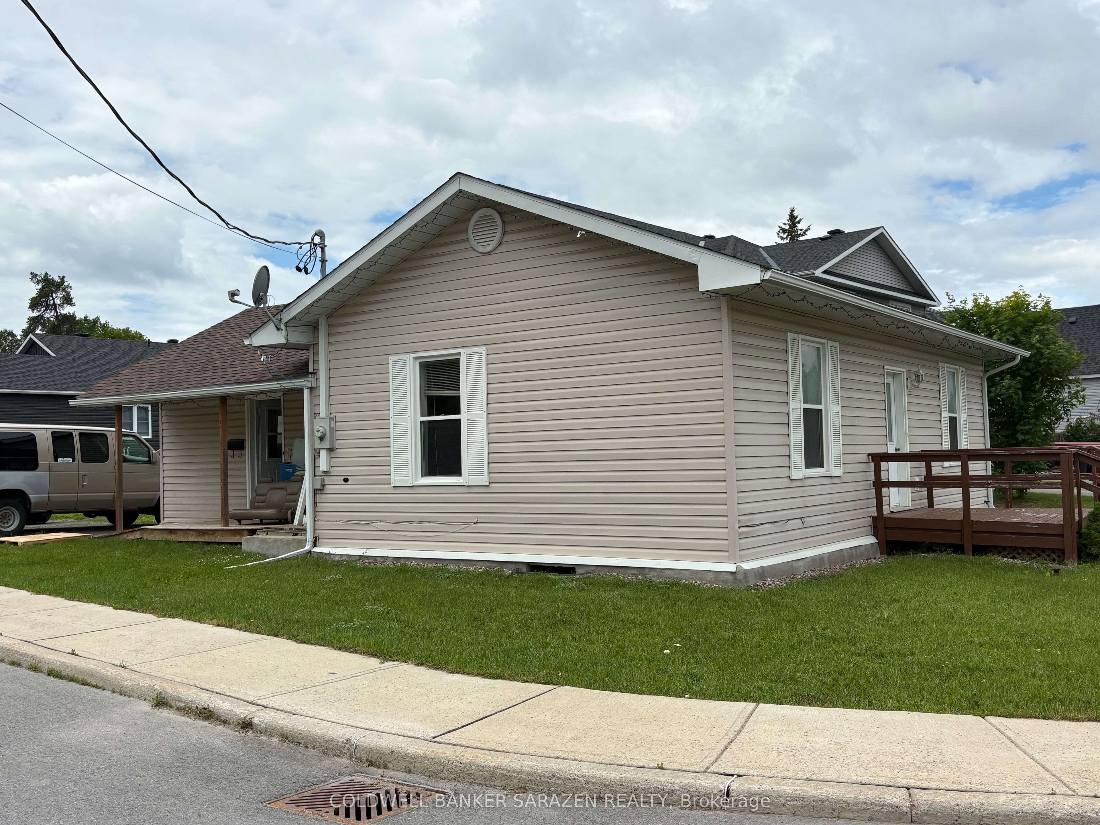 5 Norma Street S, Arnprior, ON K7S 3B2 photo 3