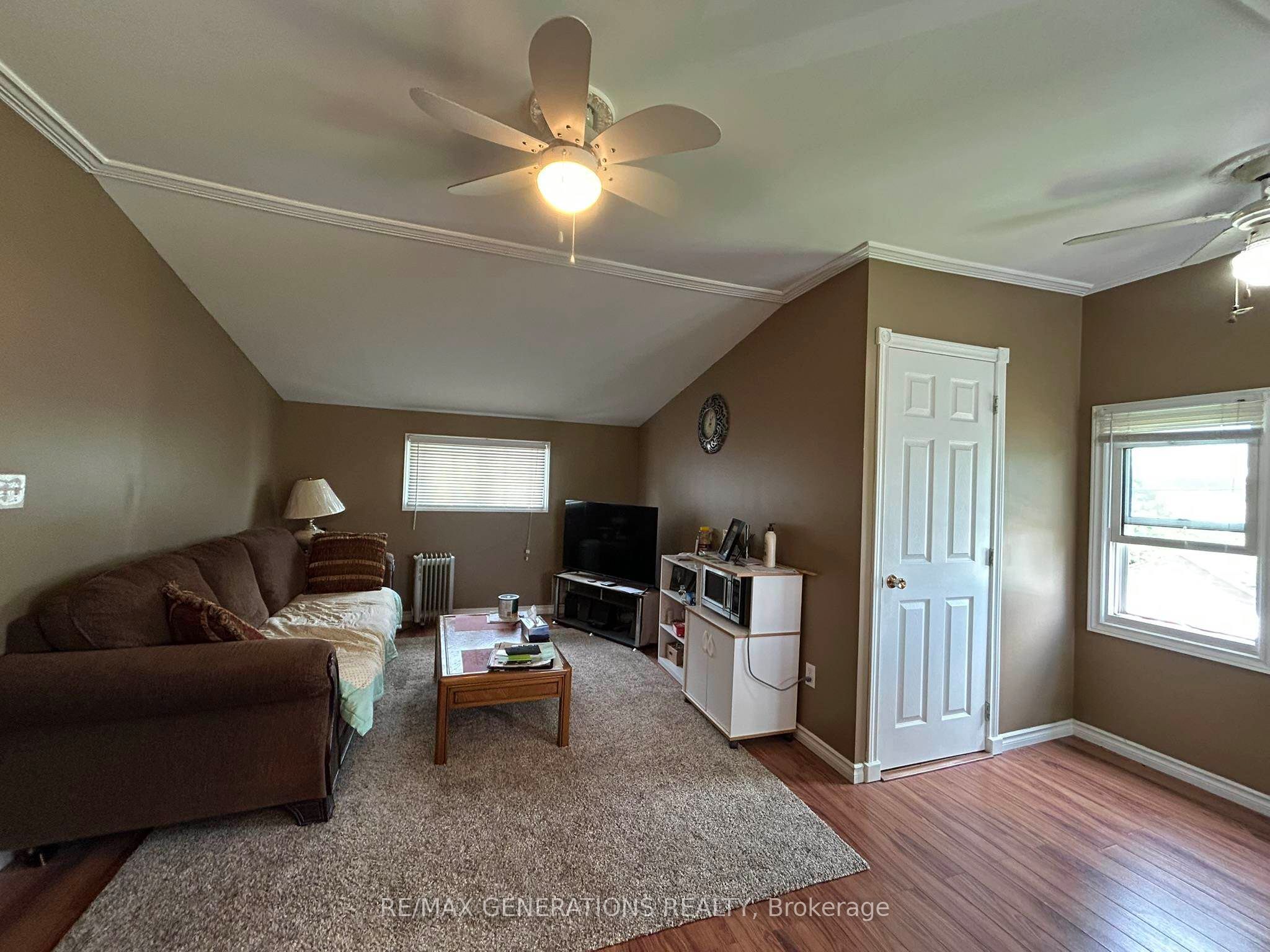 208 MACKENZIE Avenue, Atikokan, ON P0T 1C0 photo 5
