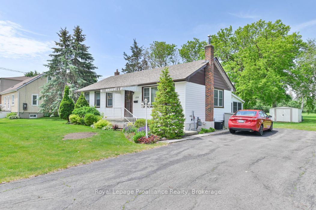 104 Frank Street, Belleville, ON K8P 3P7 photo 2