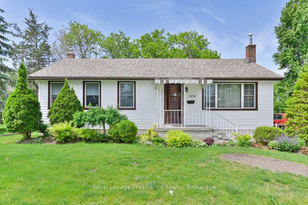 104 Frank Street, Belleville, ON K8P 3P7 photo 3