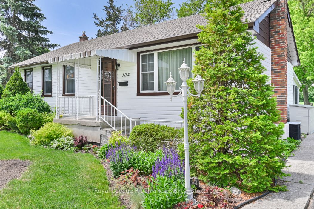 104 Frank Street, Belleville, ON K8P 3P7 photo 4