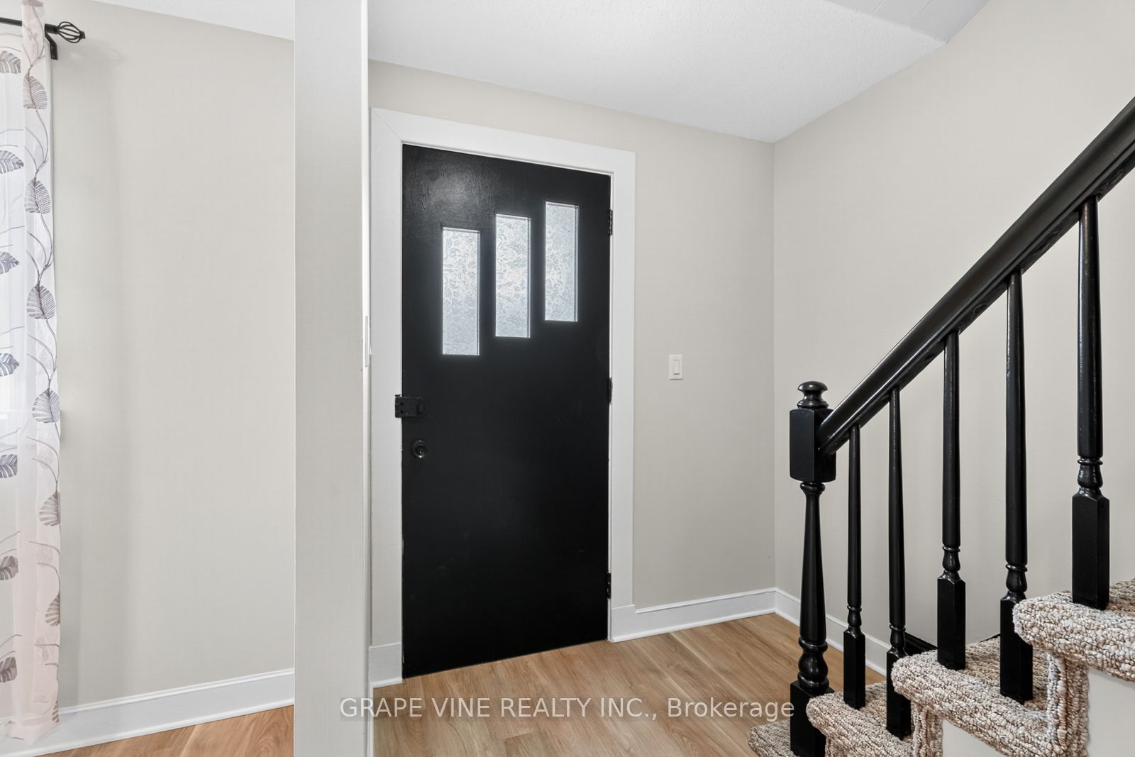 814 Laurier Street, Clarence-Rockland, ON K4K 1E6 photo 3