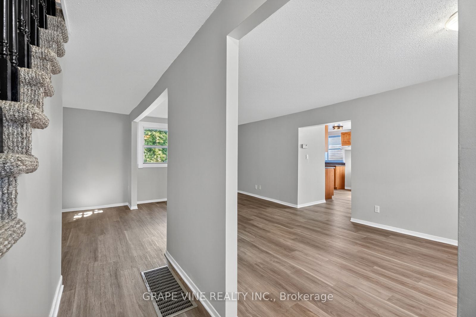 814 Laurier Street, Clarence-Rockland, ON K4K 1E6 photo 4