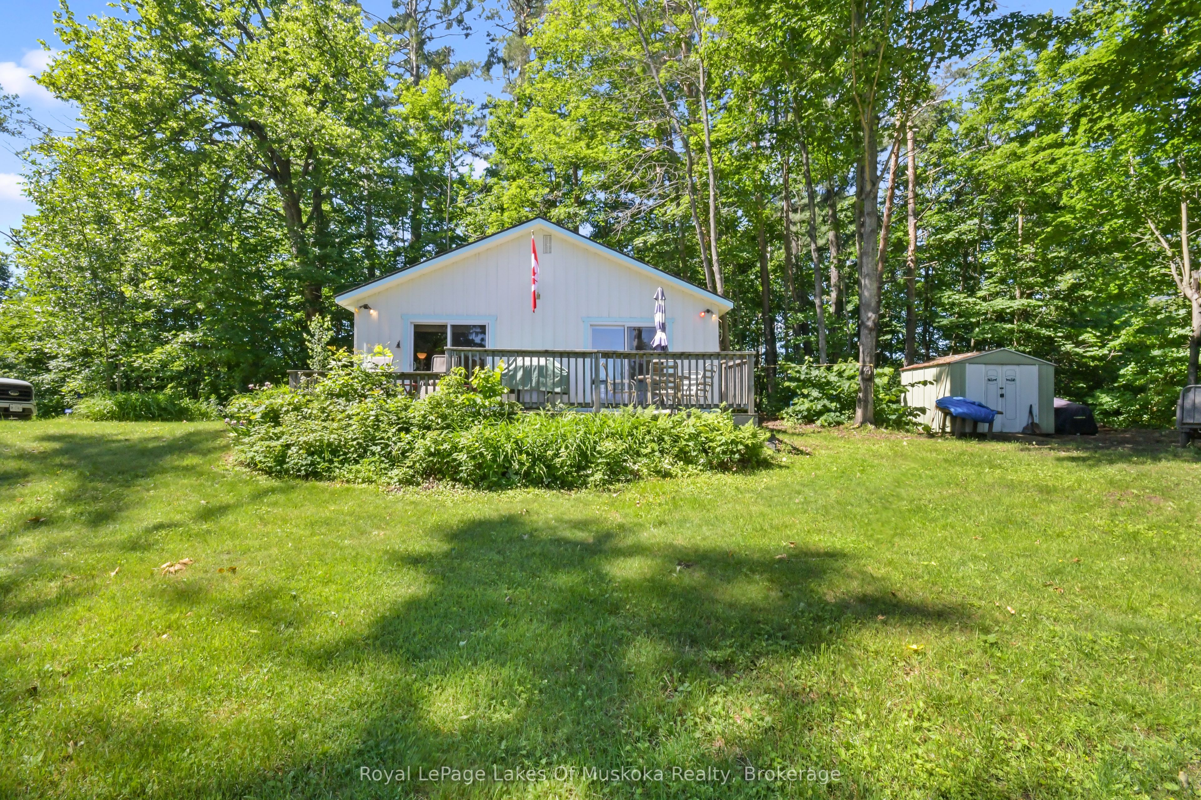 180 Two Road 1, Gravenhurst, ON P1P 1R1 photo 3