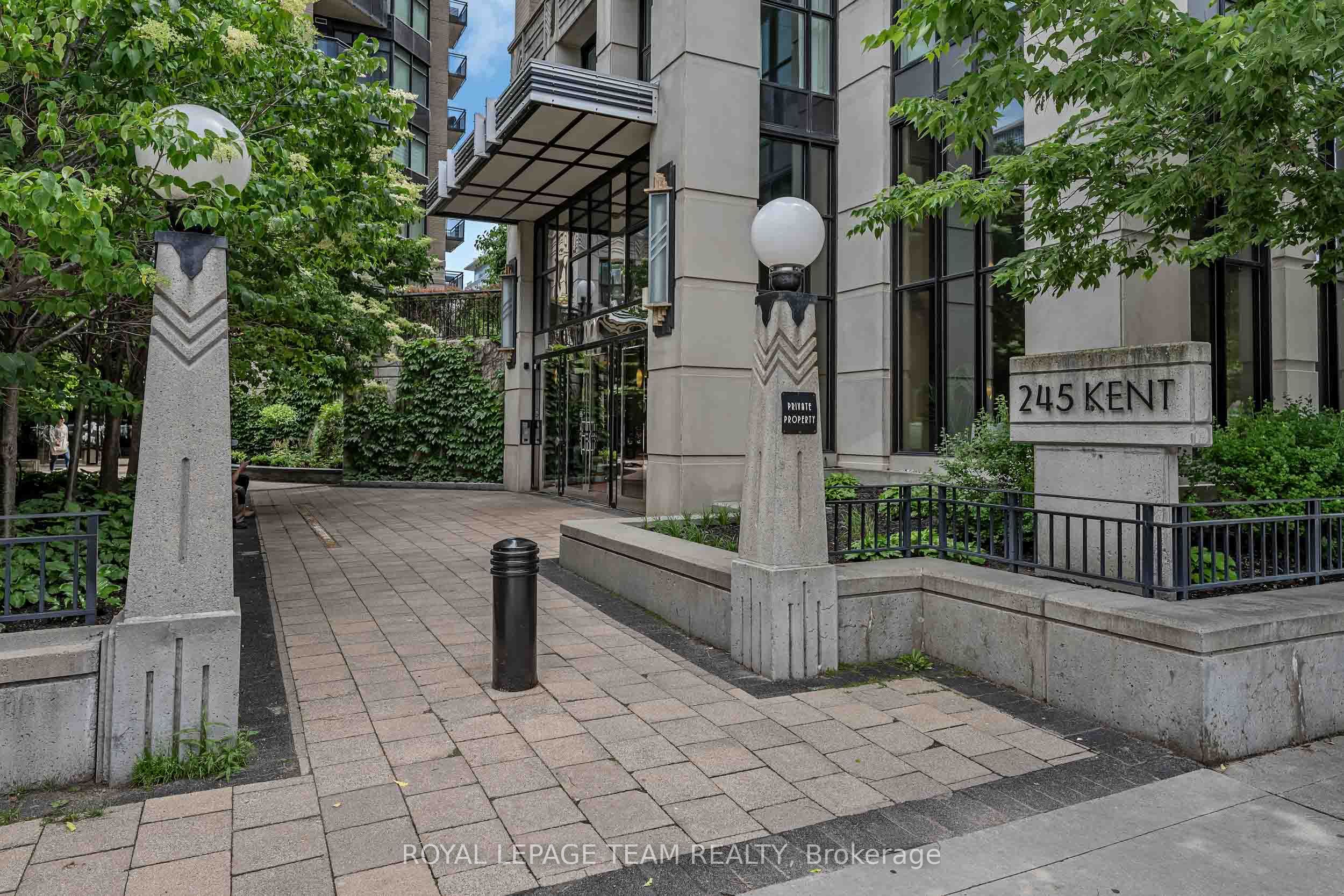 245 Kent Street 507, Ottawa Centre, ON K2P 0A5