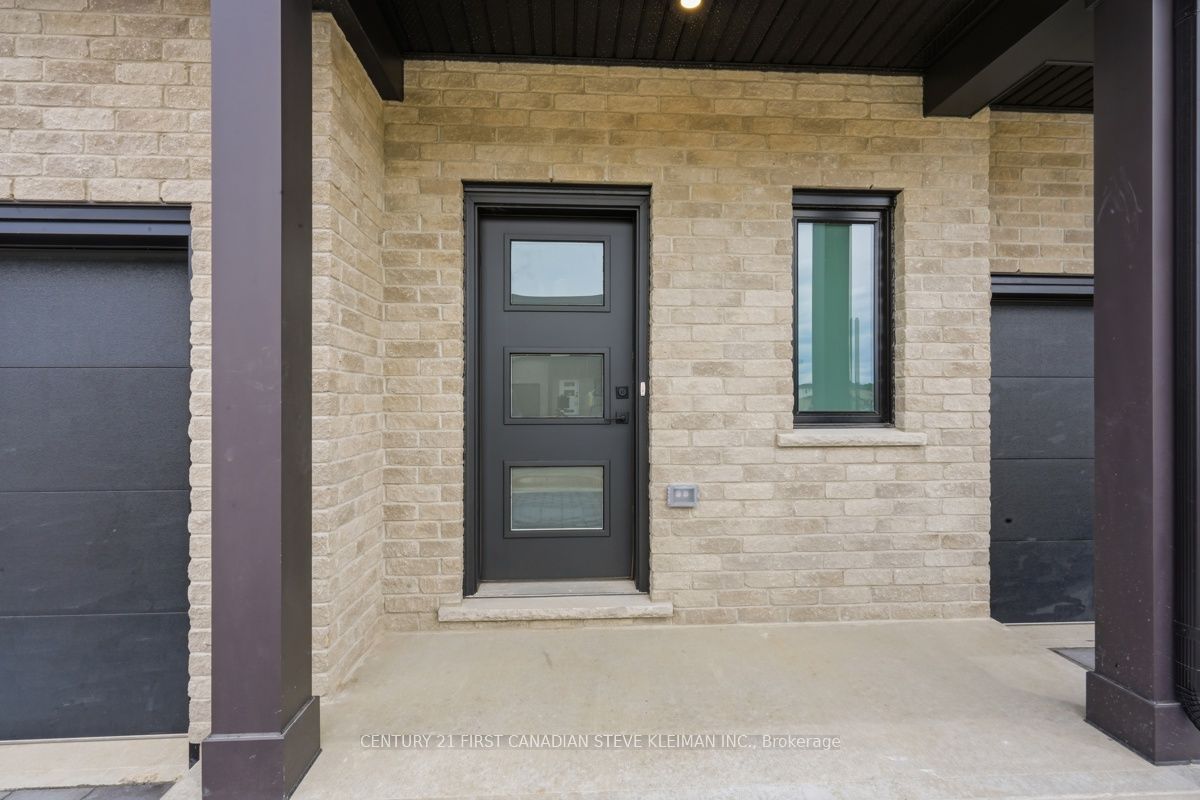 2840 Buroak Drive 105, London North, ON N6H 0L8 photo 4