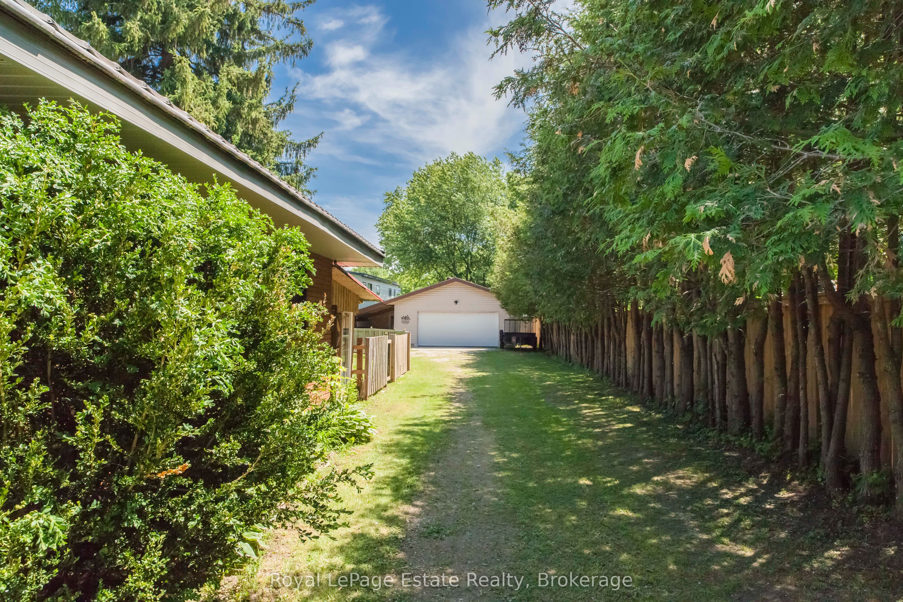 497 Elizabeth Street, South Bruce Peninsula, ON N0H 1P0 photo 5