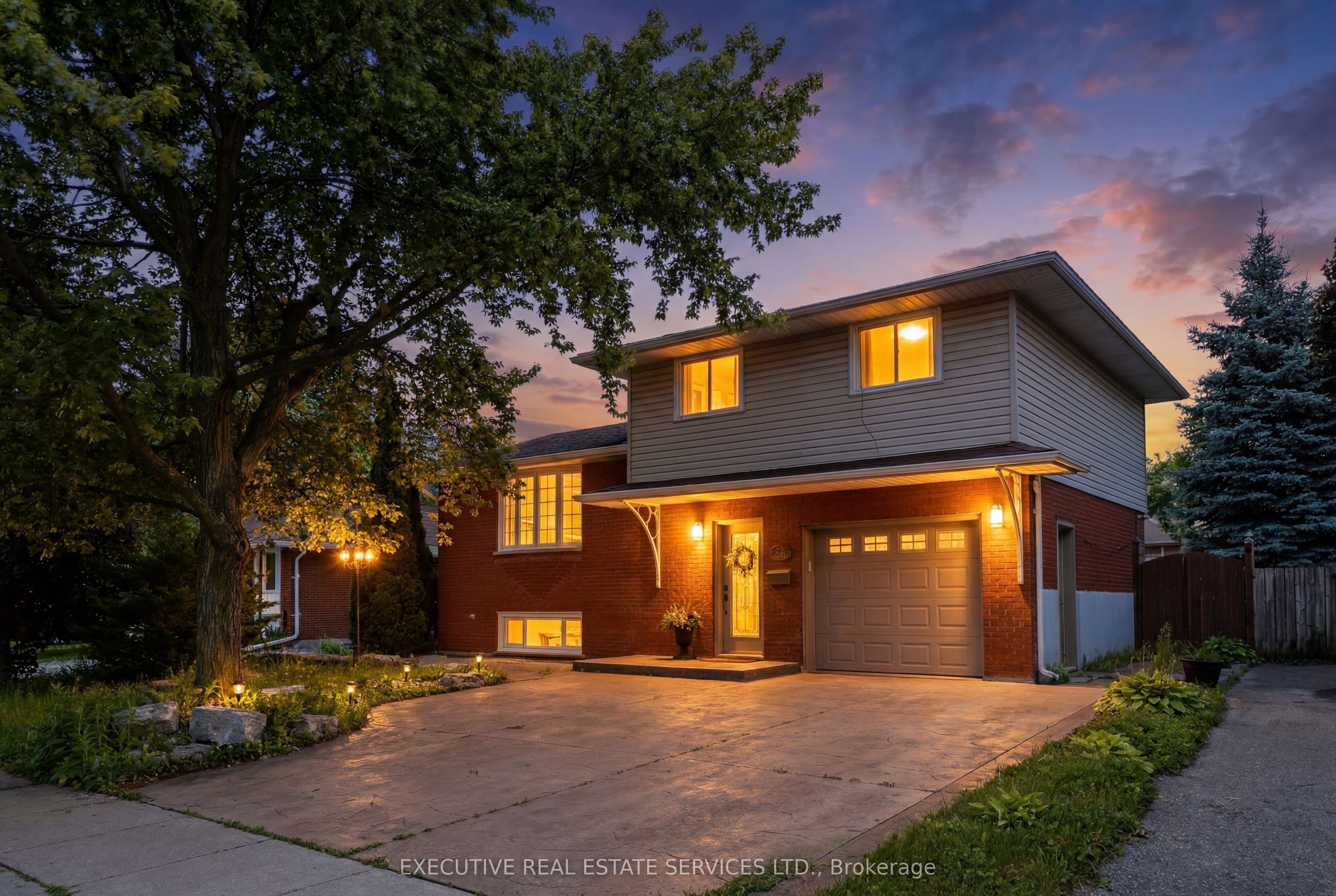207 Christopher Drive, Cambridge, ON N1R 4S6 photo 4