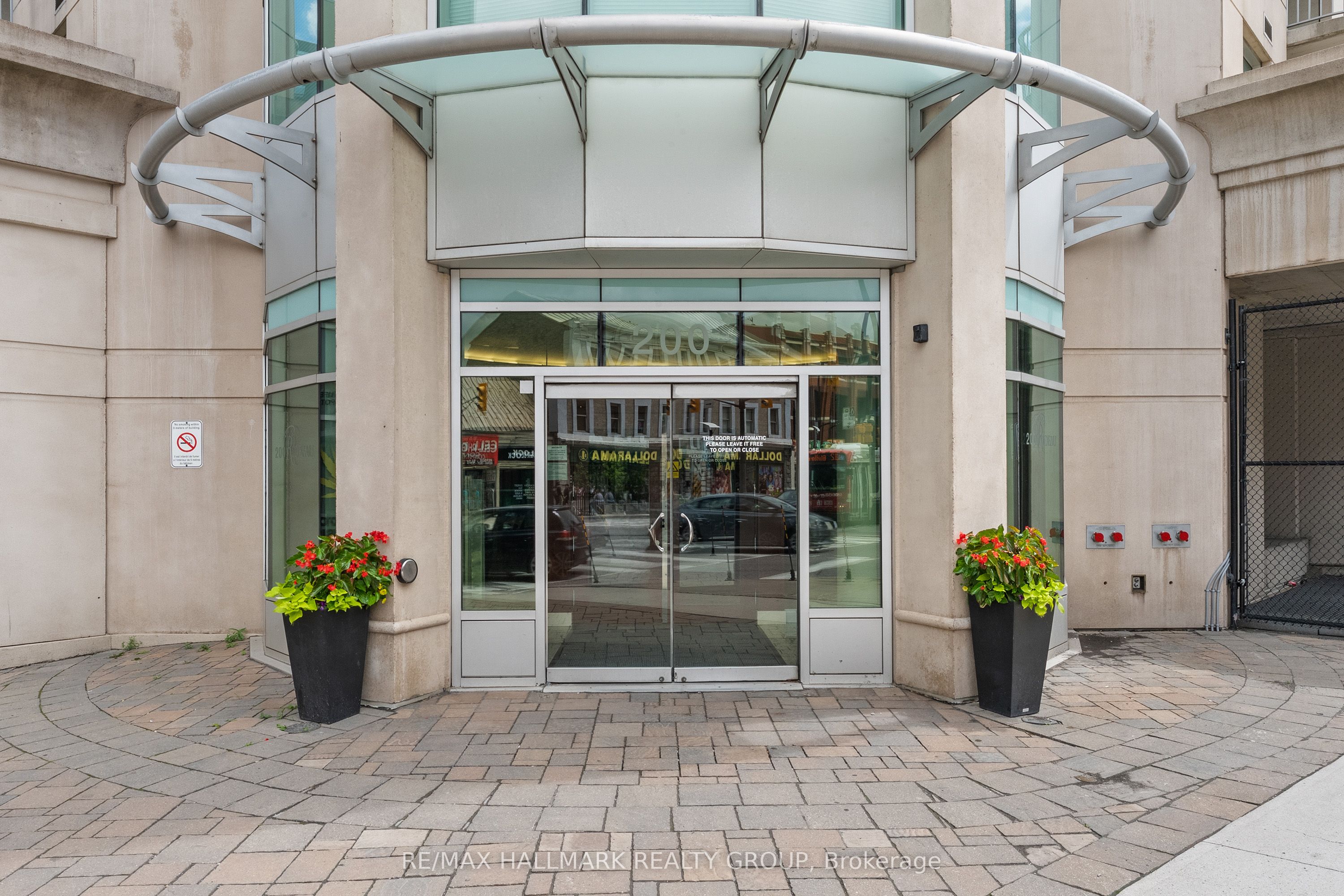 200 Rideau Street 1702, Lower Town - Sandy Hill, ON K1N 5Y1 photo 2