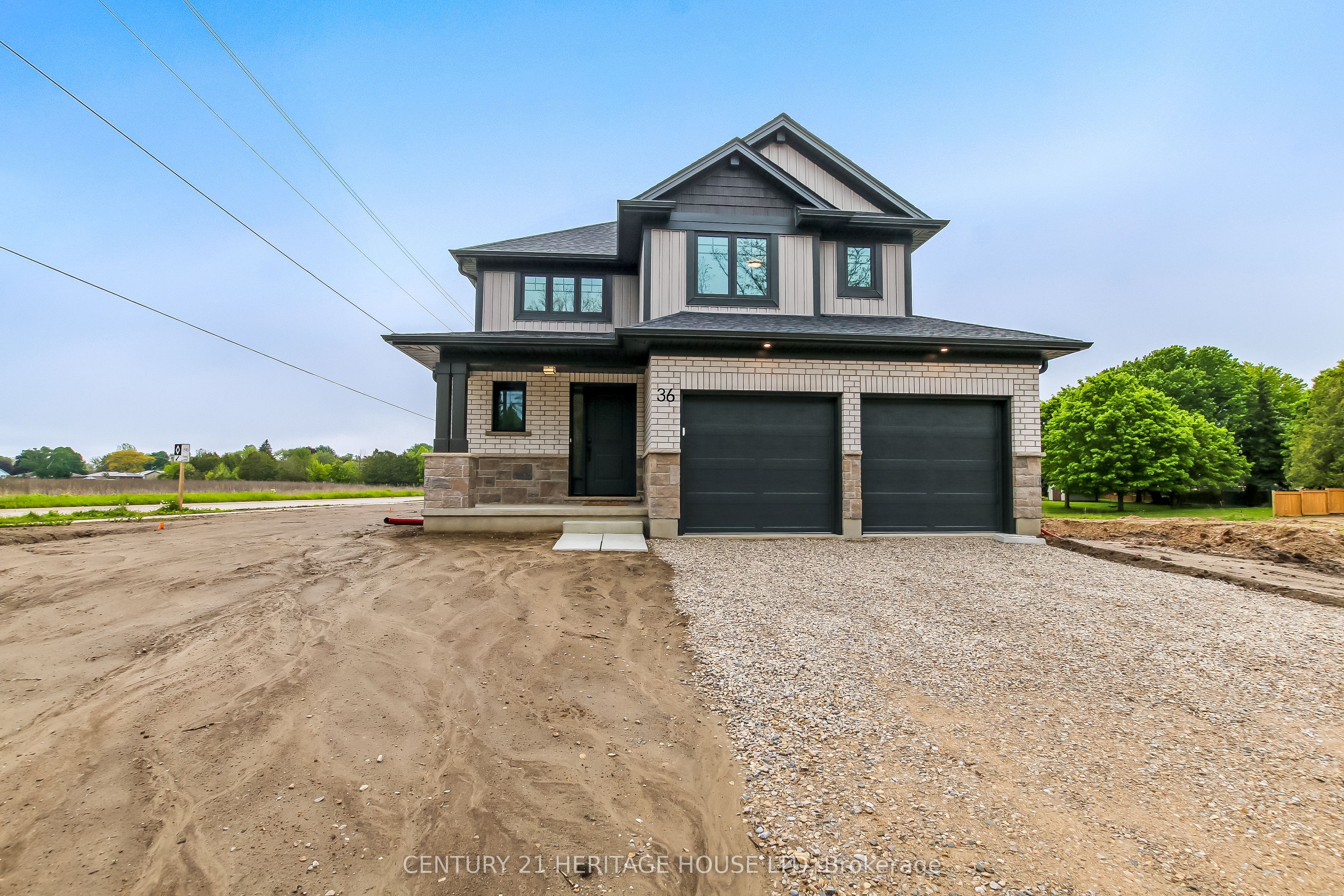36 Hawks Gate, Central Elgin, ON N5R 0R2