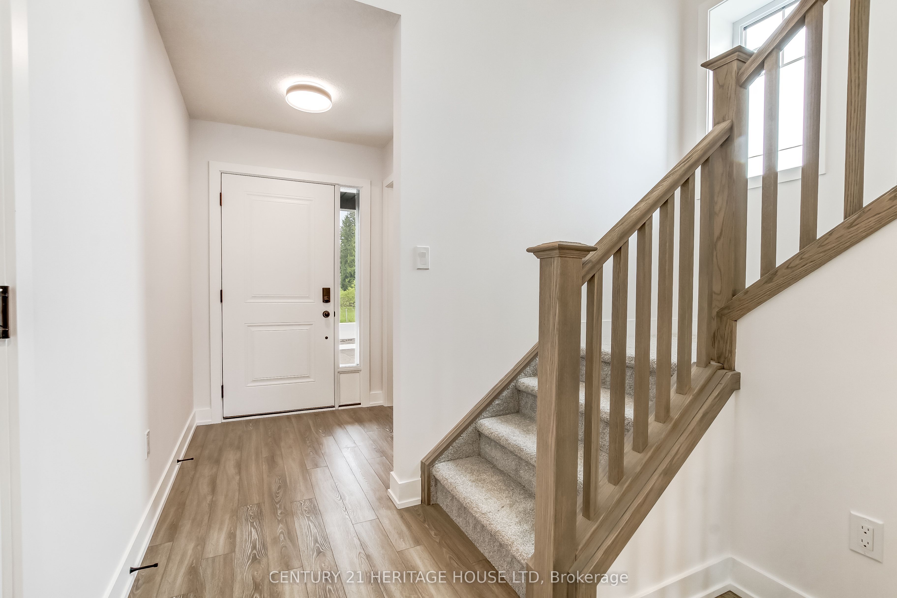 36 Hawks Gate, Central Elgin, ON N5R 0R2 photo 4