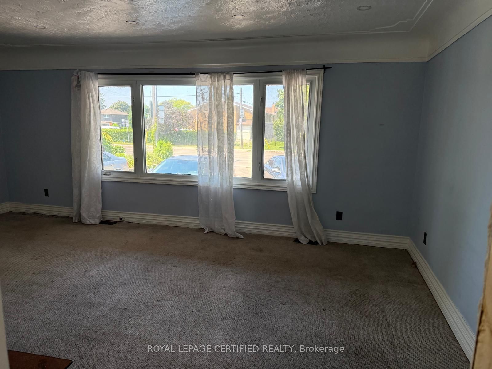 110 Gray Road, Hamilton, ON L8G 3V1 photo 3