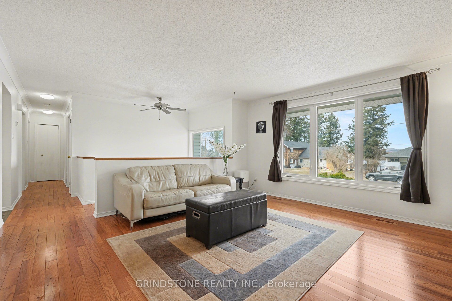 319 Riverwood Drive, Constance Bay - Dunrobin - Kilmaurs - Woodlawn, ON K0A 3M0 photo 4