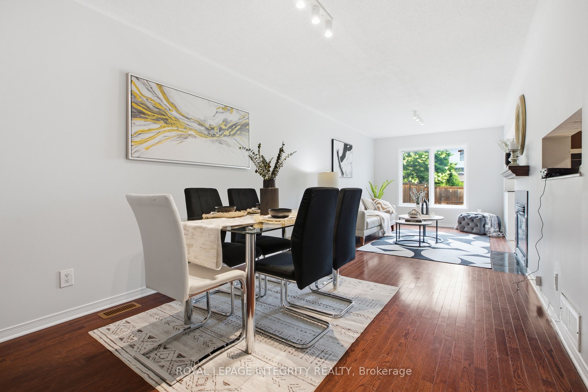 92 INVERKIP Avenue, Hunt Club - South Keys and Area, ON K1T 4C3 photo 3