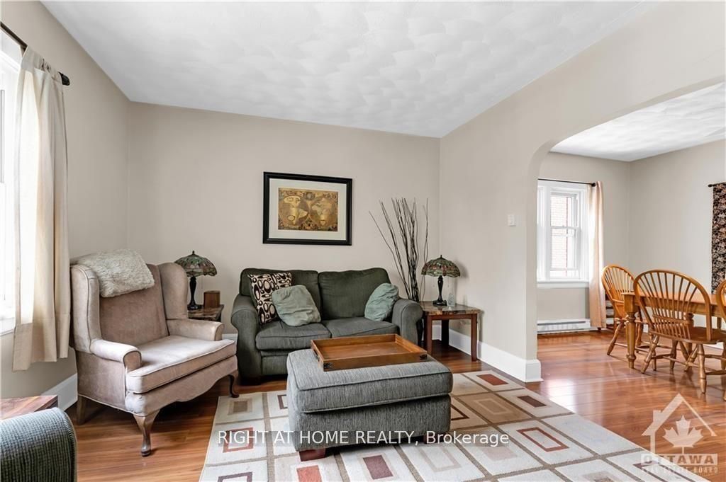 24 Desjardins Avenue, Lower Town - Sandy Hill, ON K1N 5N9 photo 4
