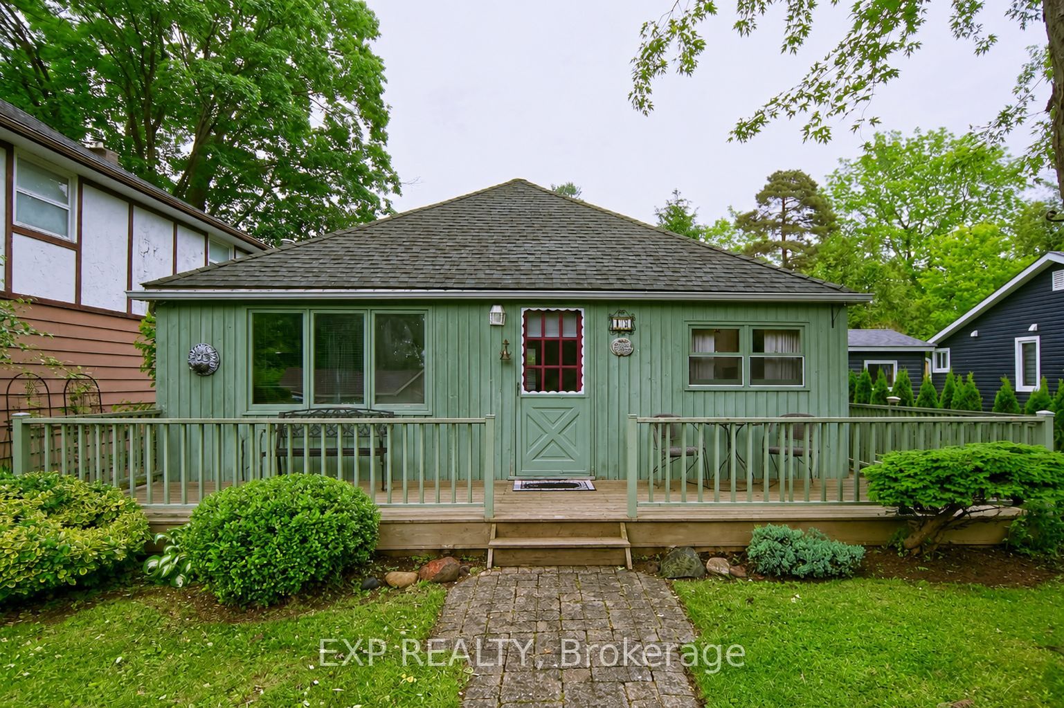 18 Tuyll Street, Bluewater, ON N0M 1G0