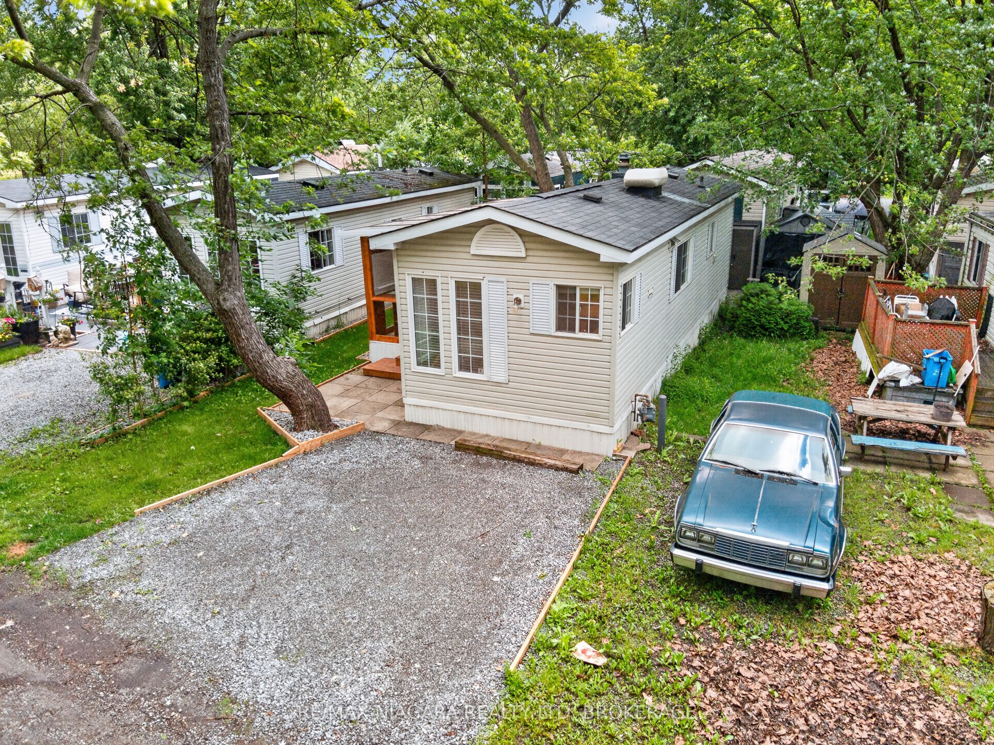 8845 Lundys Lane 234, Niagara Falls, ON L2H 1H5 photo 5